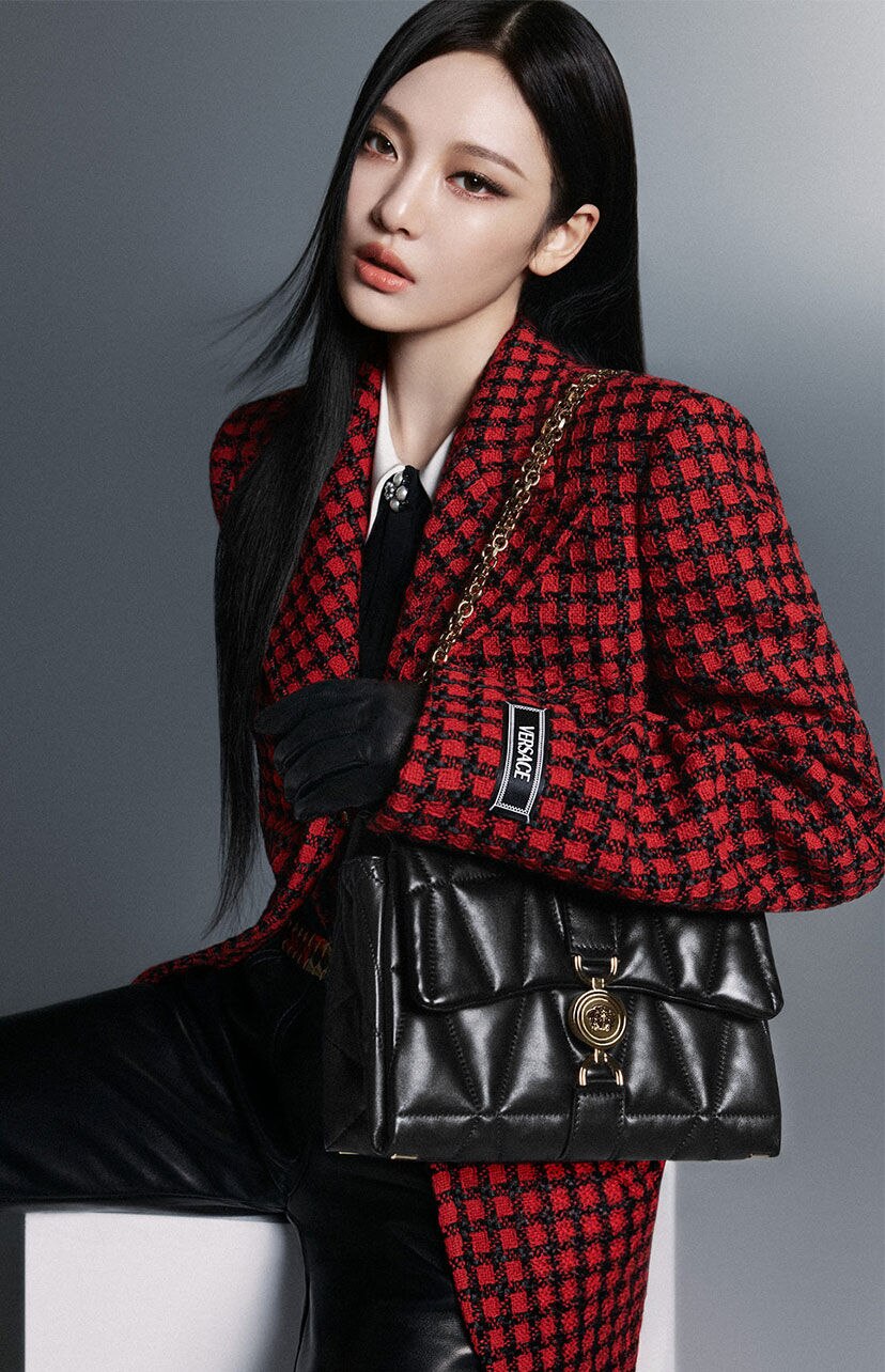 ニンニンKLEIO キャンペーン | Versace INT