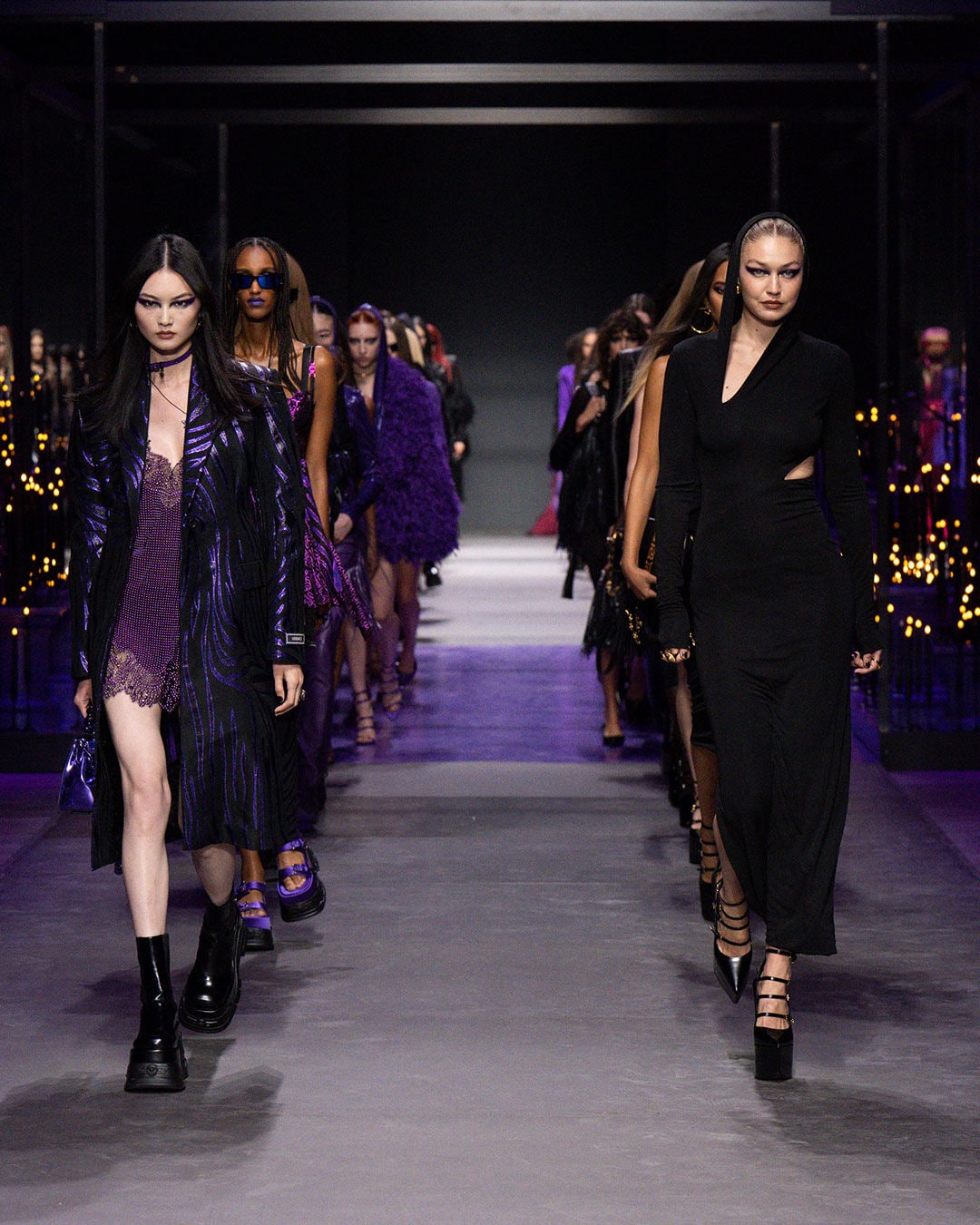 Fashion Shows | ヴェルサーチェ 日本