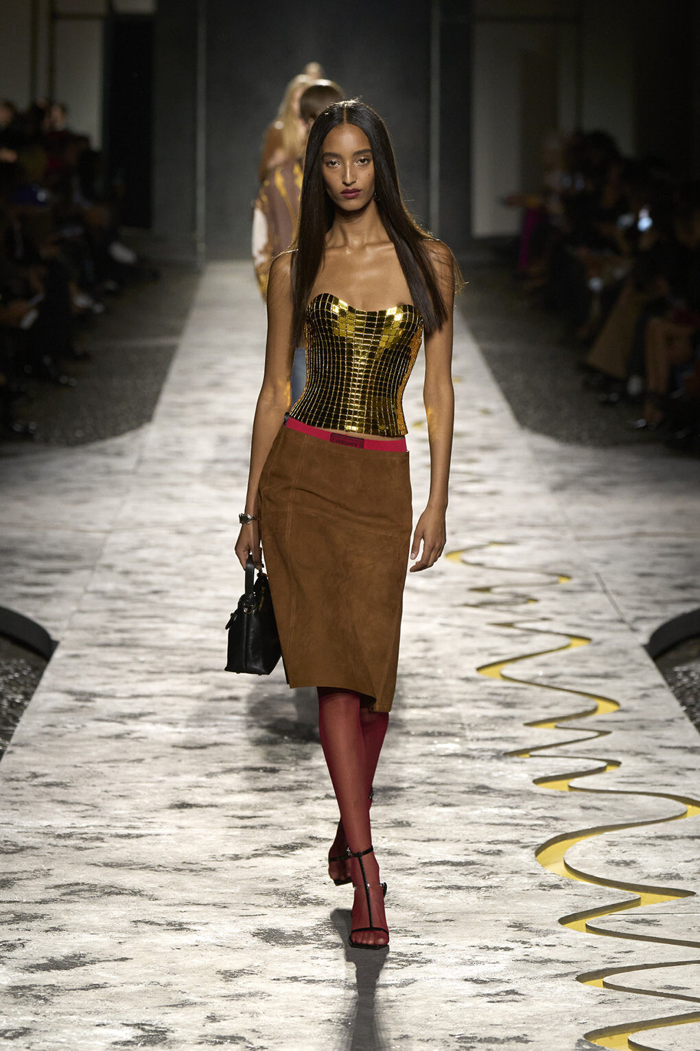 2025年春夏コレクション | Versace 日本