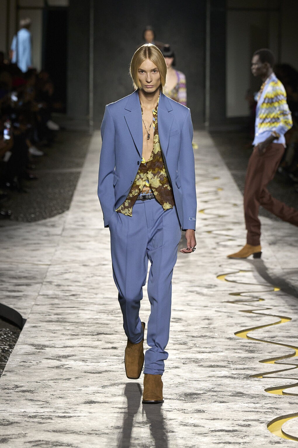 2025年春夏コレクション | Versace INT