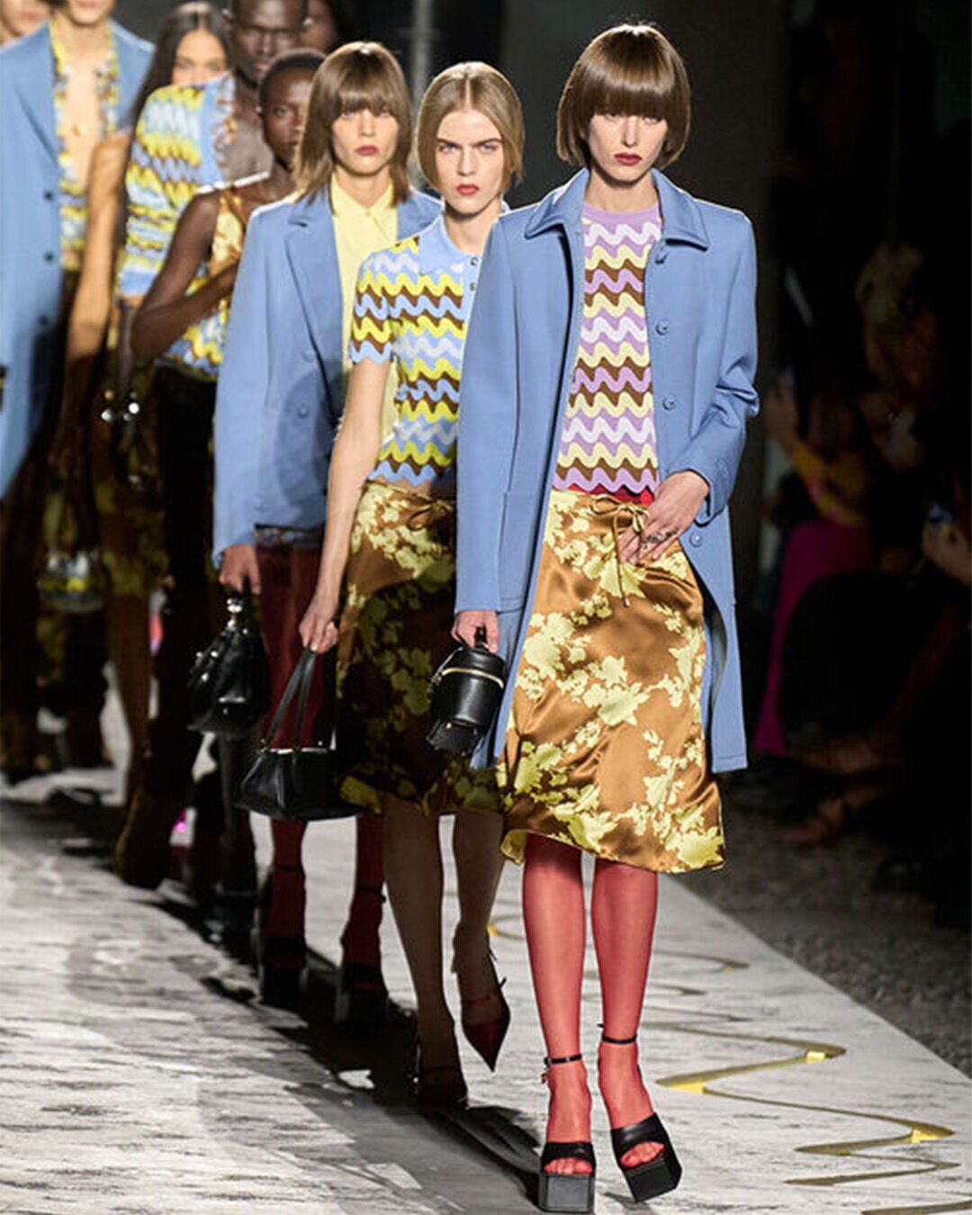 Fashion Shows | ヴェルサーチェ 日本