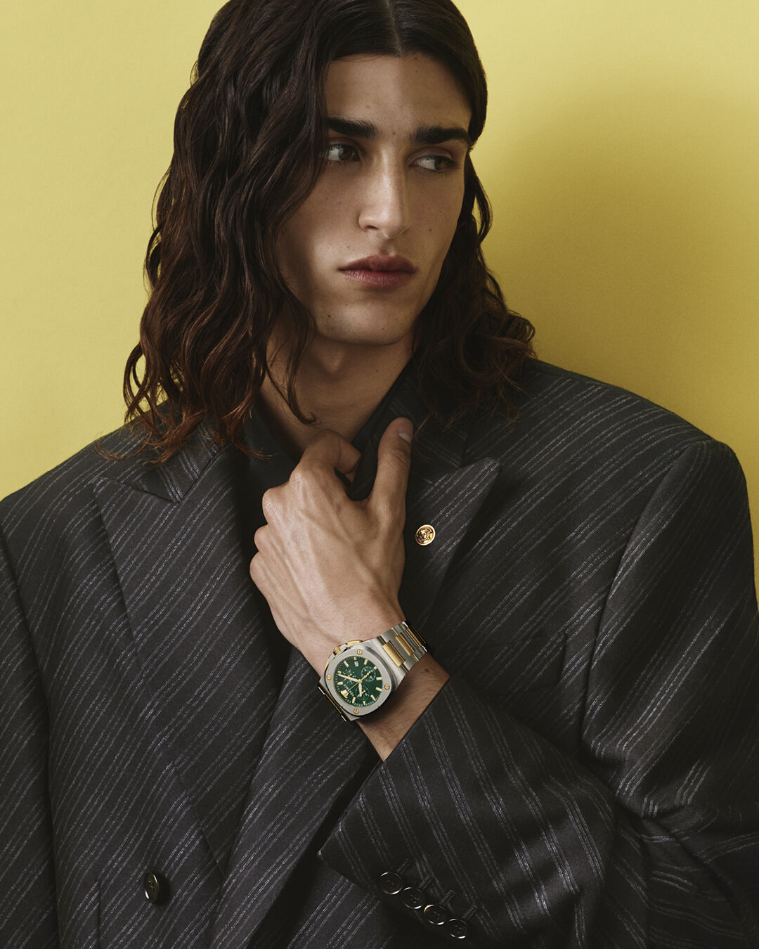 VERSACE 日本 | ハイブランドウェア & アクセサリー