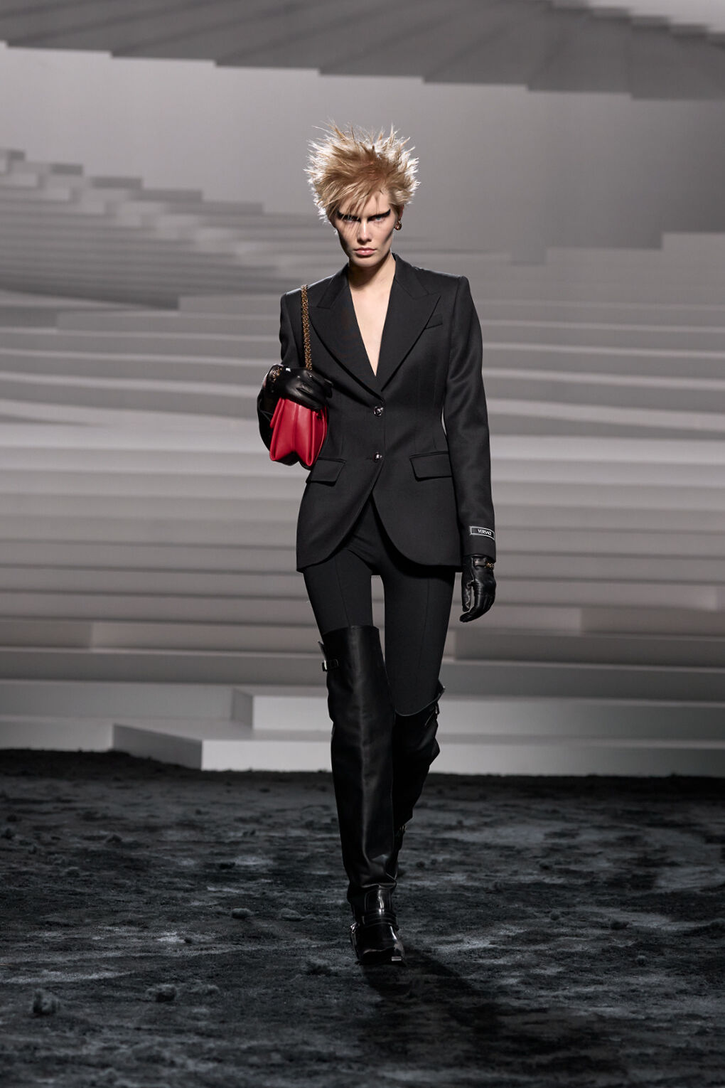 超特価セール開催！！ 2024年秋冬コレクション 日本 Versace | その他