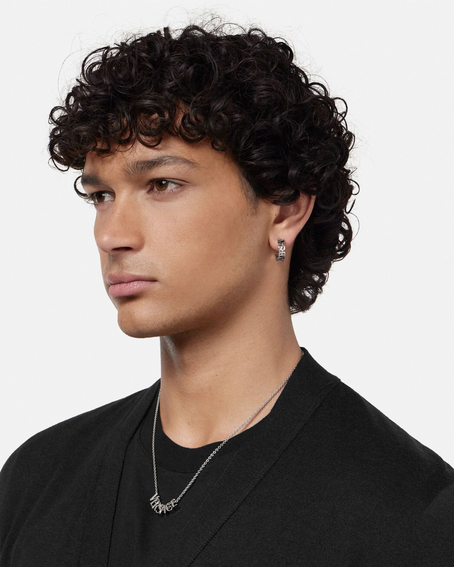 ヴェルサーチェ ロゴ イヤリング | VERSACE JP