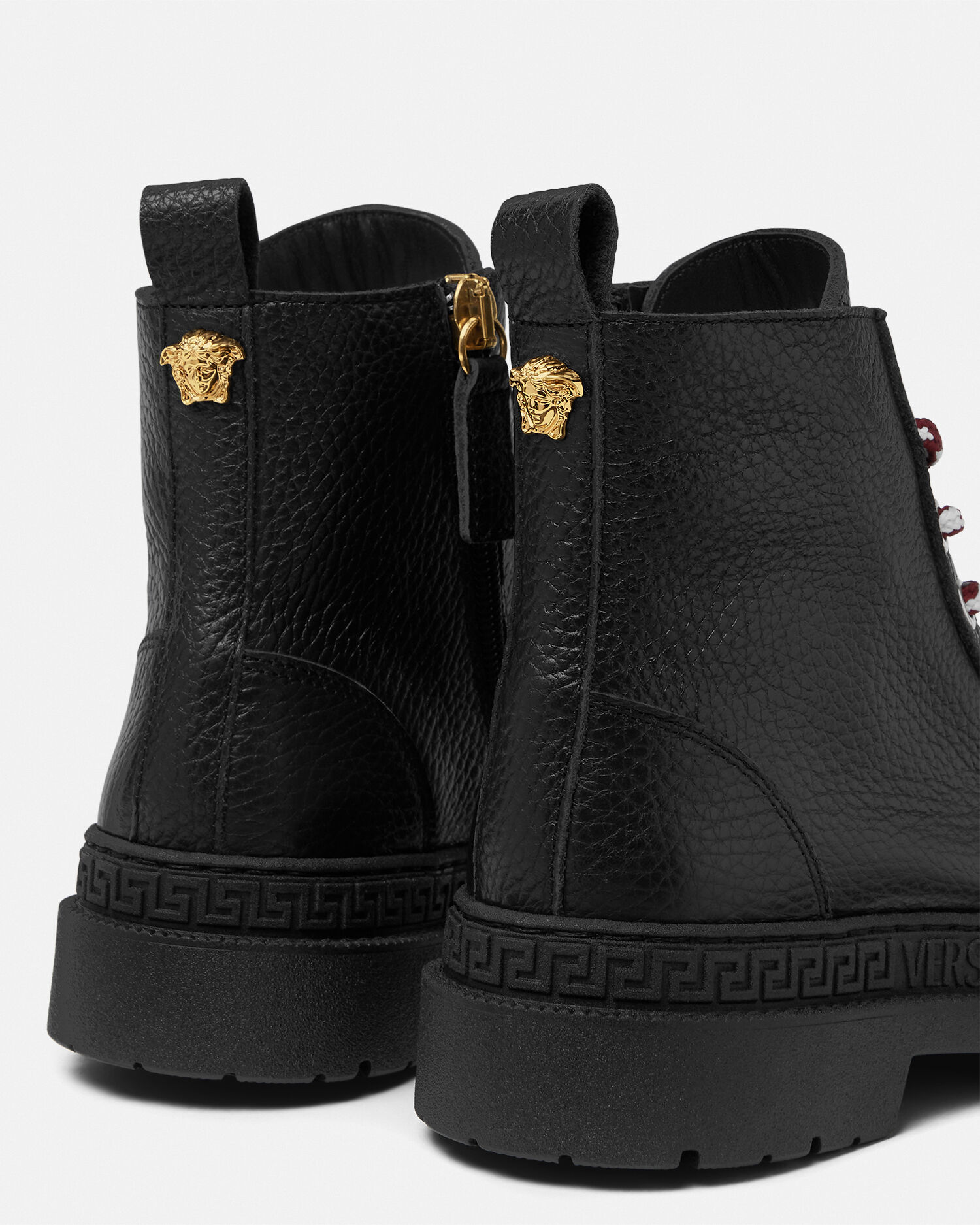 Versace／メデューサ　レザー　ハイキングブーツ Versace／メデューサレザーハイキングブーツ