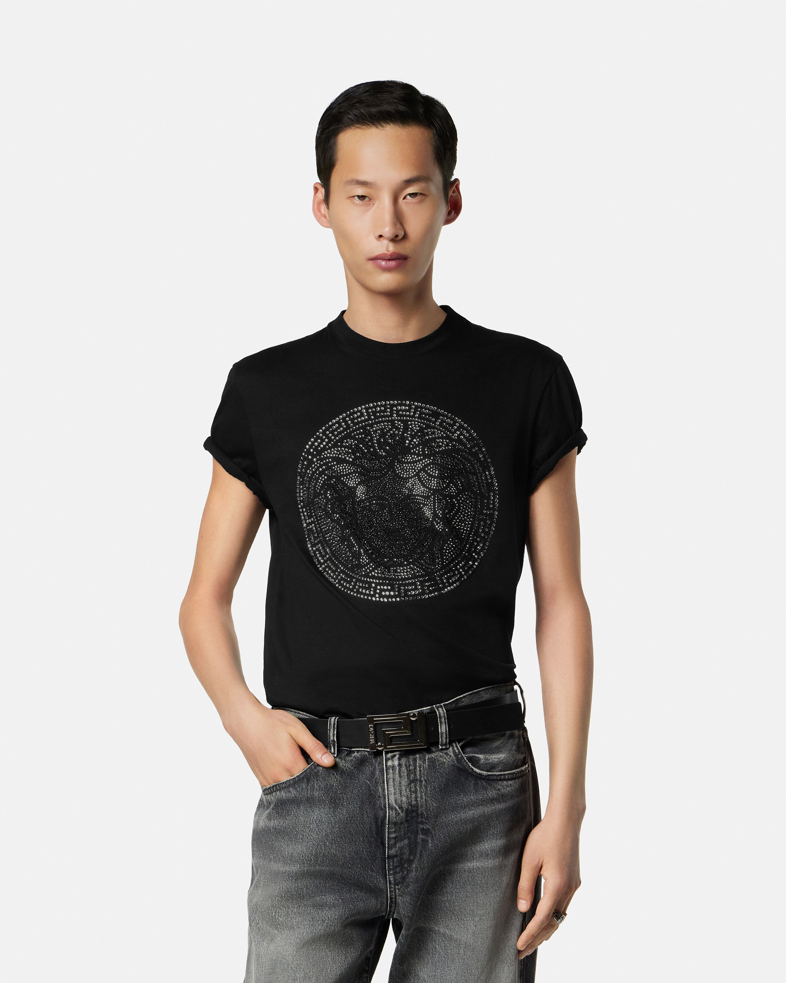 装飾入り コットンジャージー スリム Tシャツ ブラック | VERSACE JP