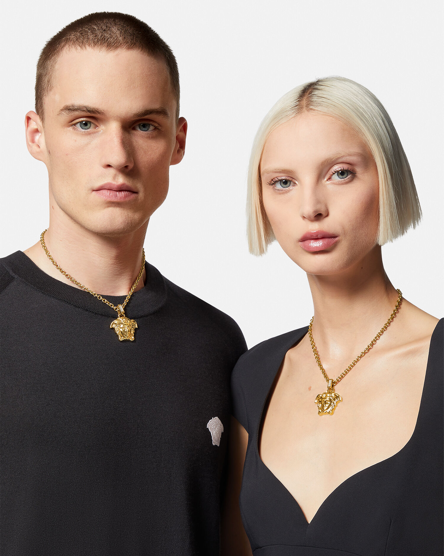 ラ メドゥーサ クリスタル ネックレス ゴールド | VERSACE JP