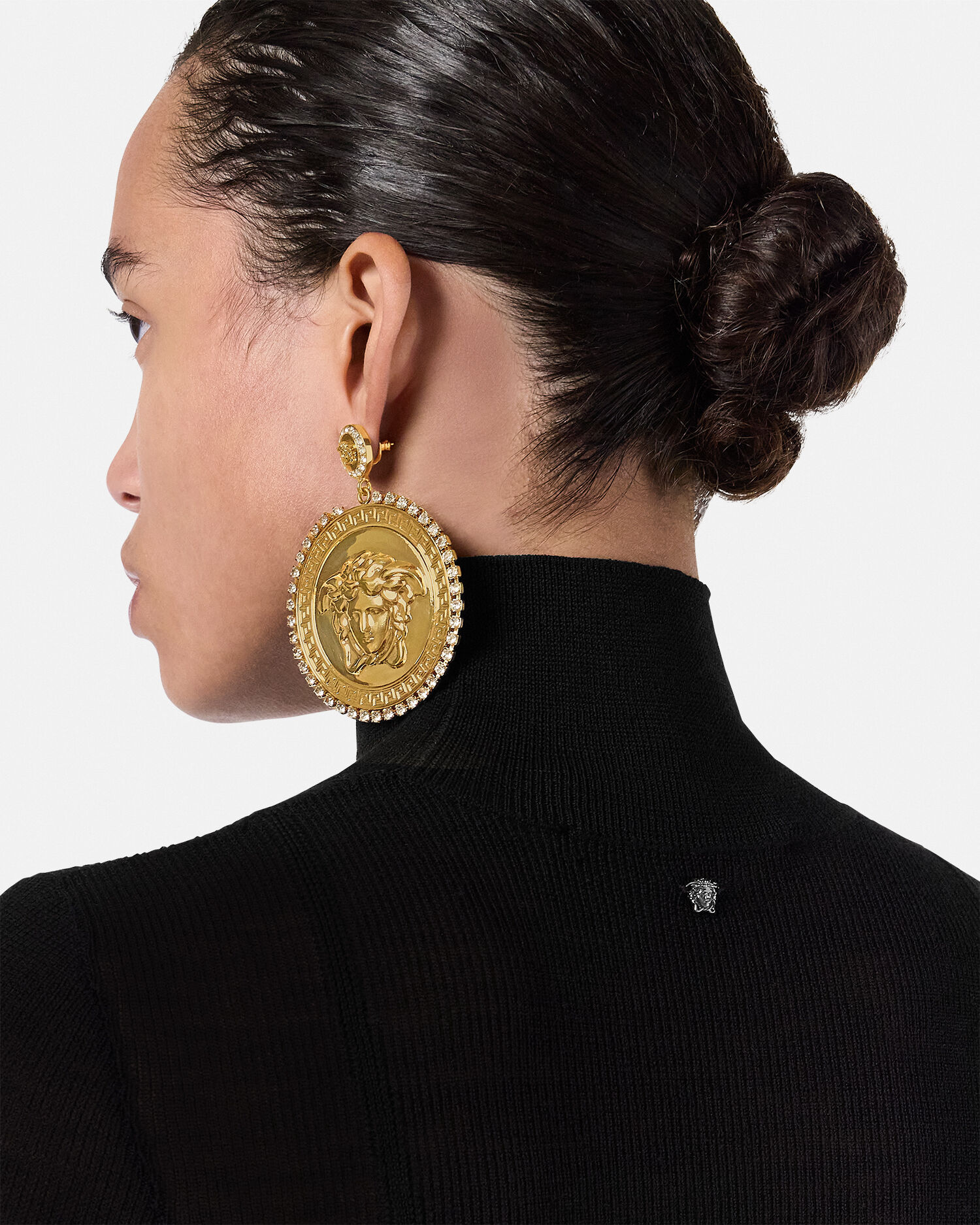 ウール ニット タートルネック トップ | VERSACE JP ウール ニット タートルネック トップ | VERSACE JP