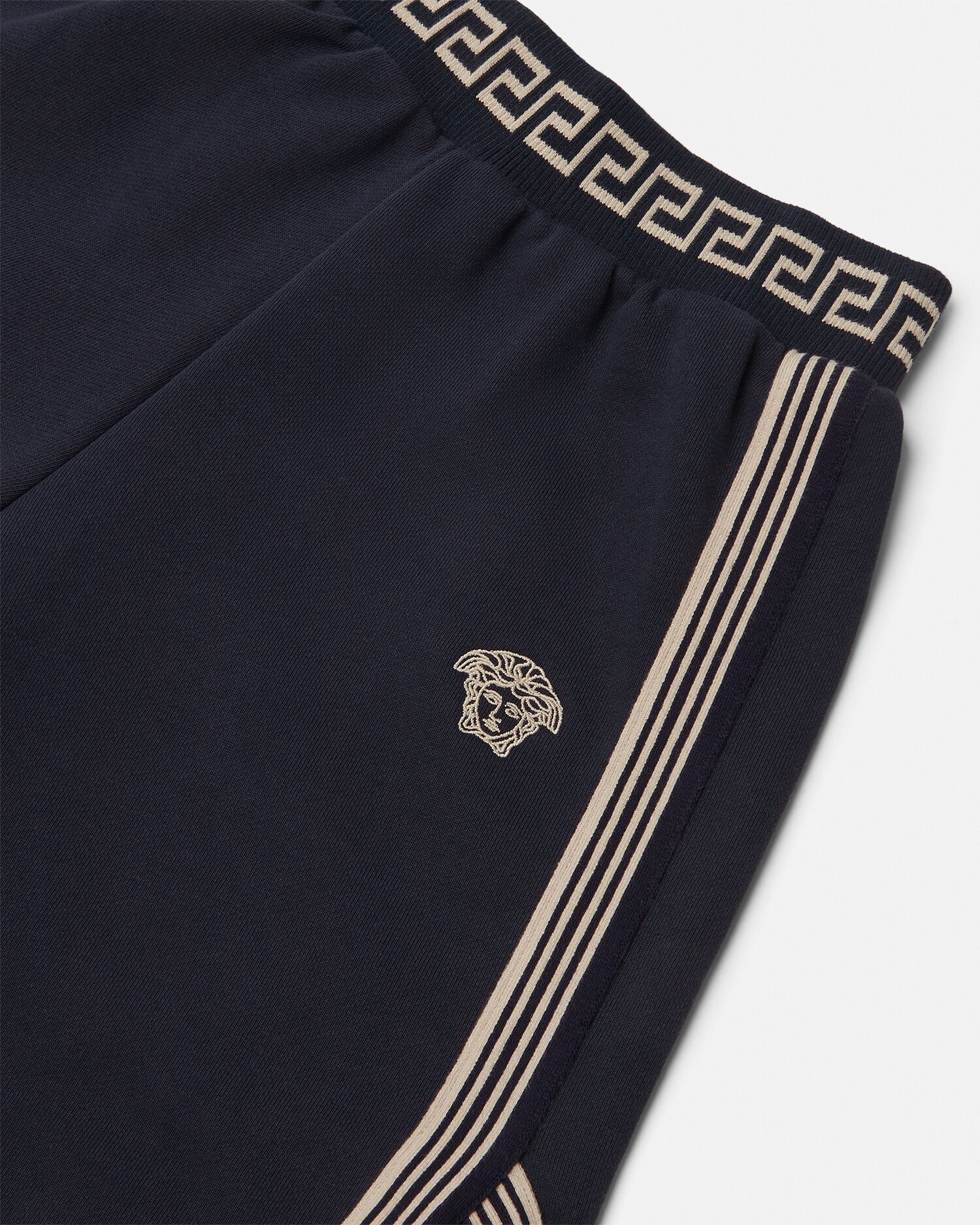 【関税込み】Versace キッズ｜ネイビー ロゴ スウェットシャツ メドゥーサ ロゴ Tシャツ ブラック | VERSACE JP