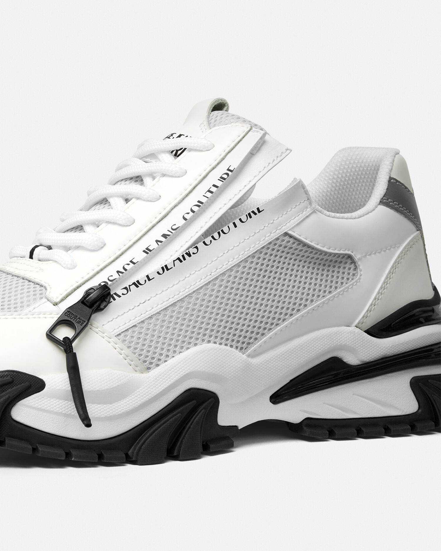 トレイル トレック スニーカー ホワイト,プリント | VERSACE JP トレイル トレック スニーカー ホワイト,プリント | VERSACE JP