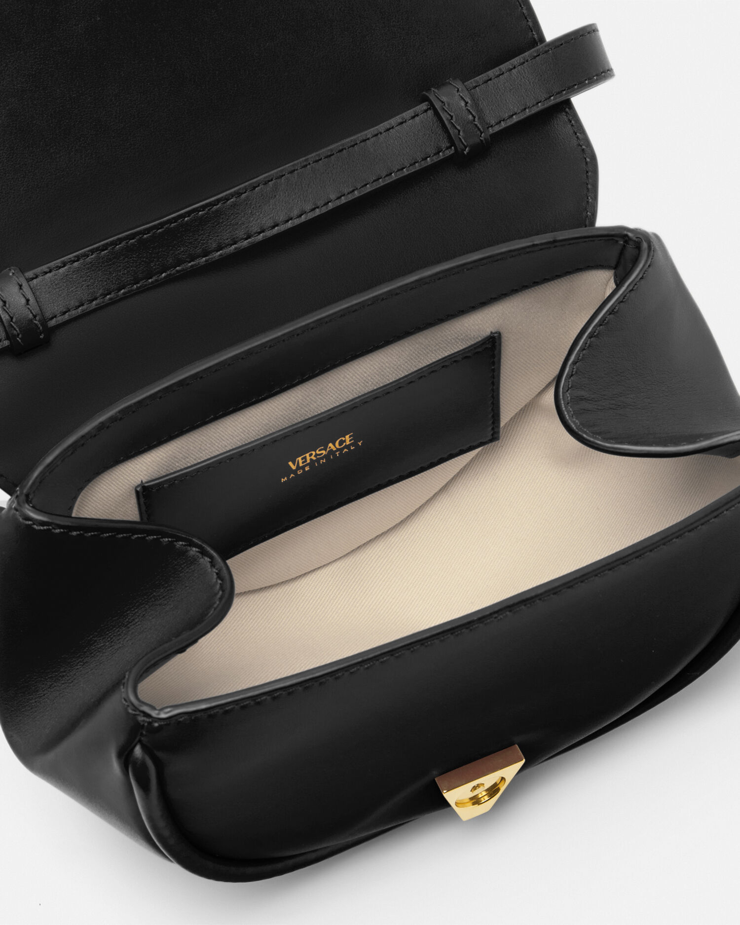 スタッド付き スモール ショルダー バッグ ヴィルトゥス | VERSACE JP