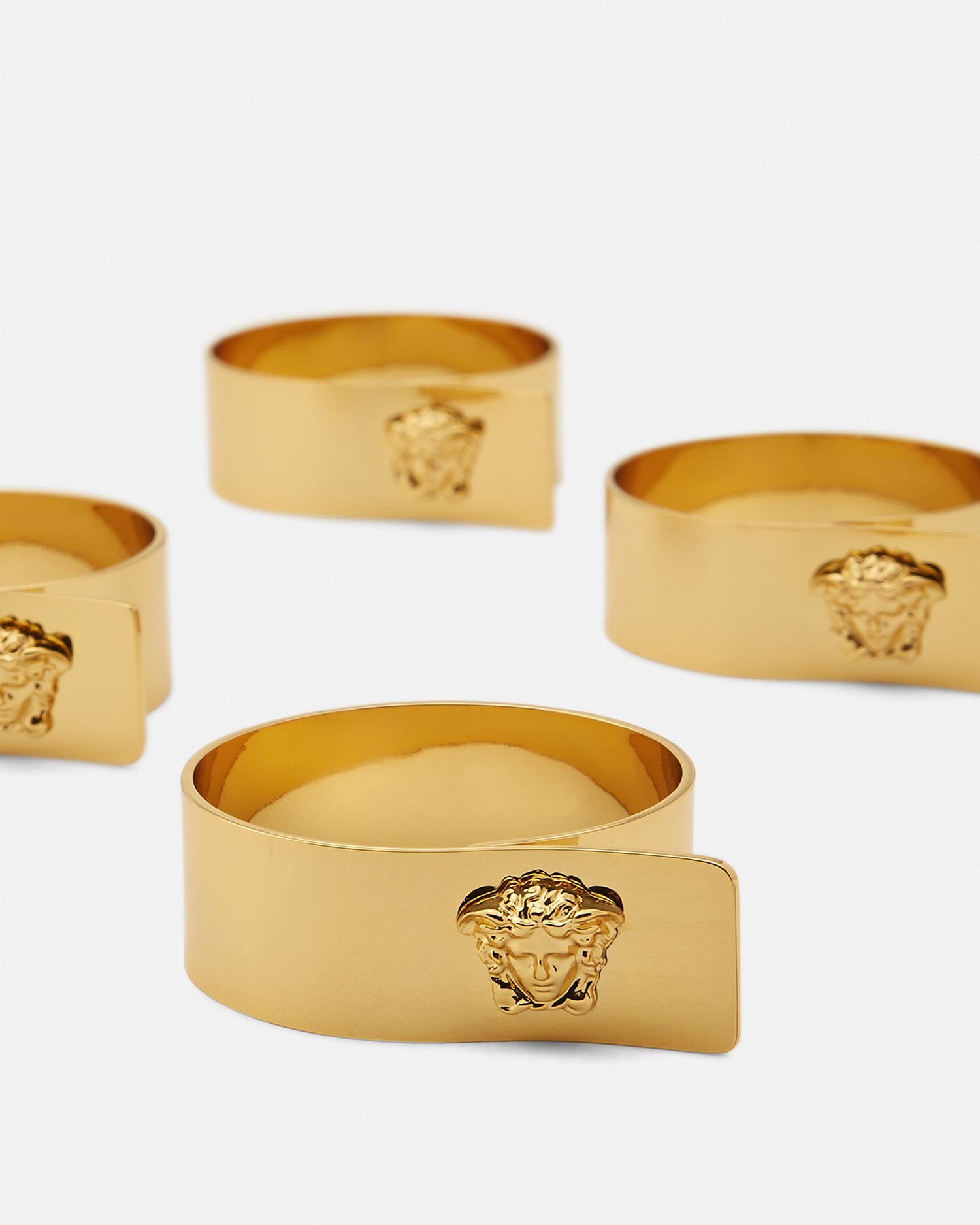 メドゥーサ ナプキン リング 4個セット ゴールド | VERSACE JP