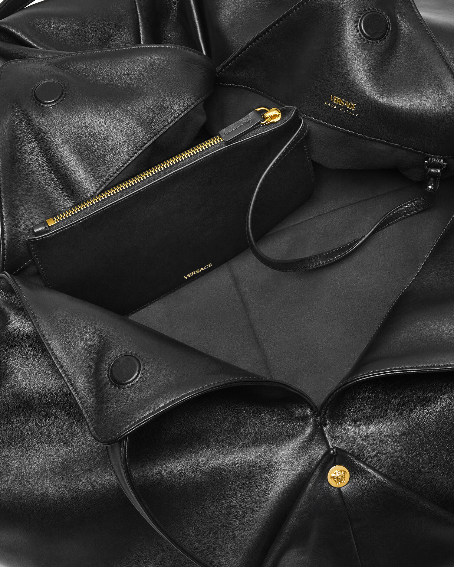 ラージ ショルダー バッグ プロテア ブラック,ゴールド | VERSACE JP