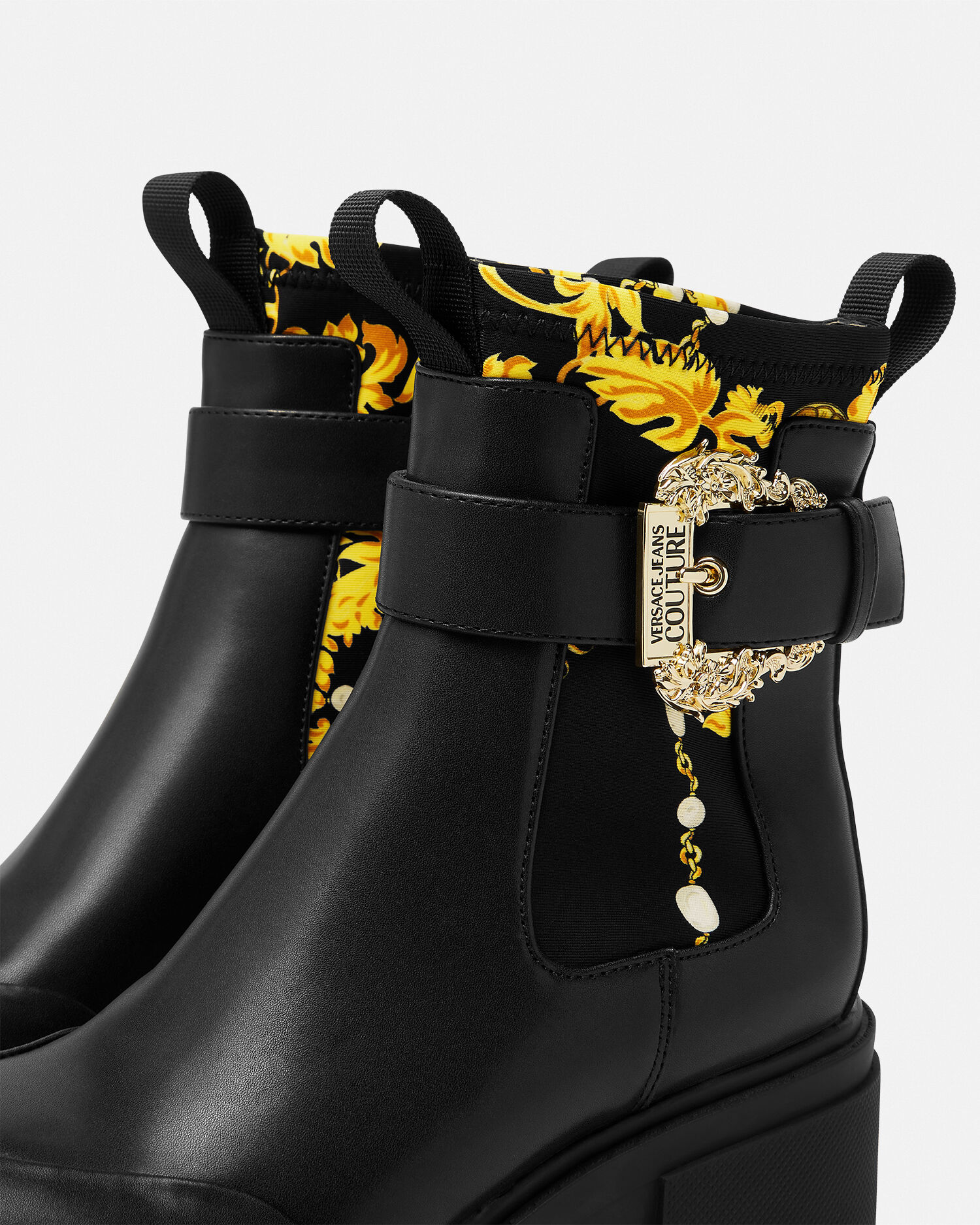 ソフィー チェーン クチュール ブーツ | VERSACE JP