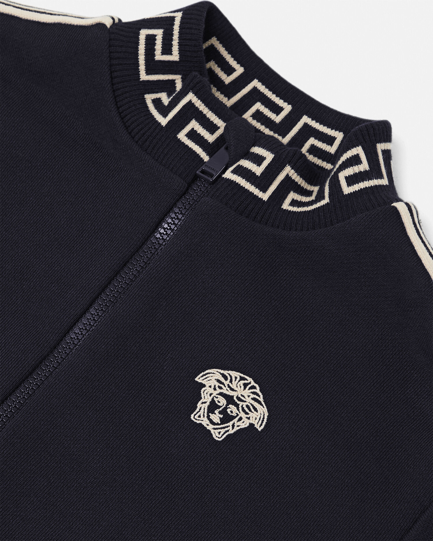 【関税込み】Versace キッズ｜ネイビー グレカ スウェットシャツ スウェットシャツ グレカ キッズ ブルー | VERSACE JP