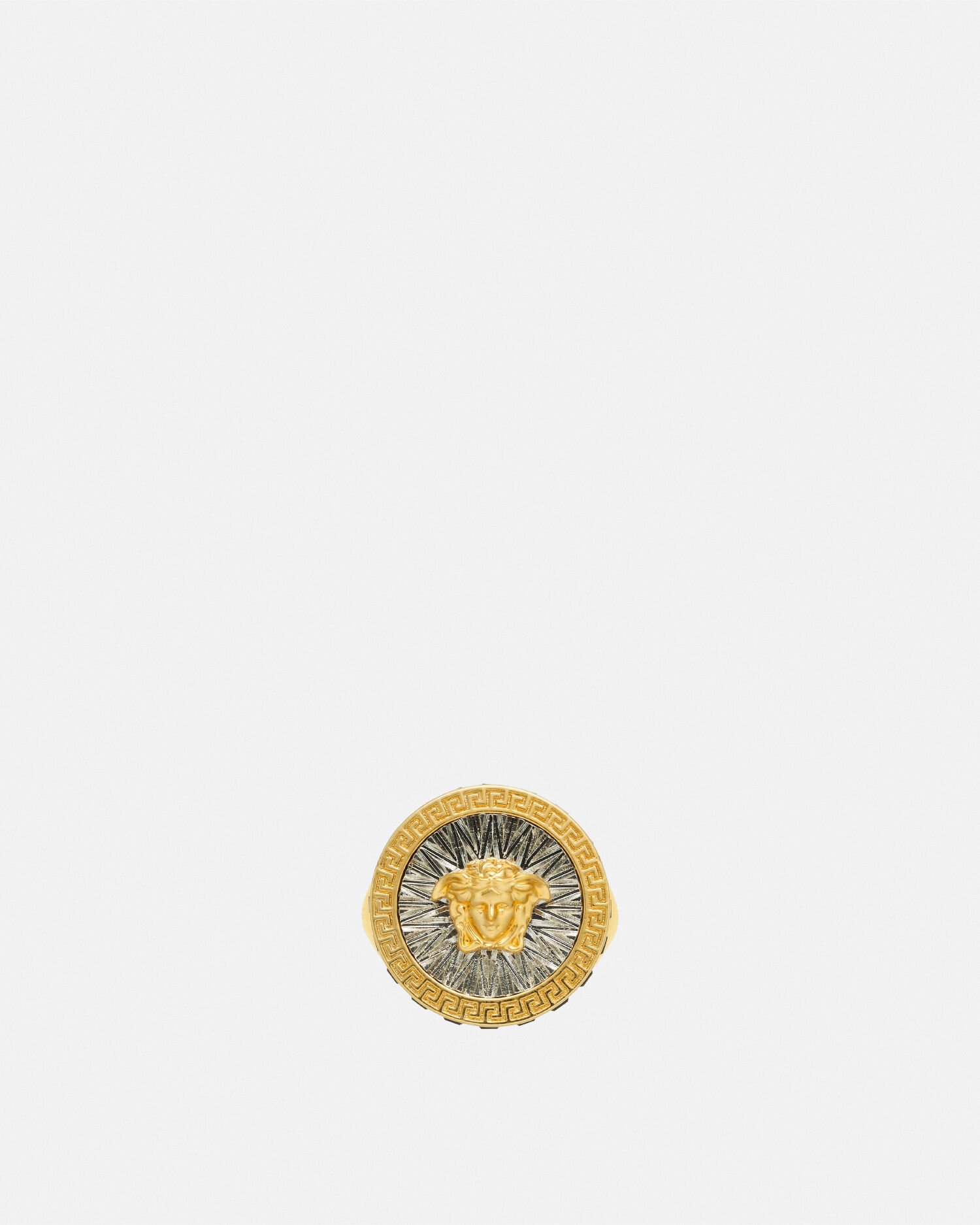 VERSACE/ヴェルサーチェ  ロゴ エングレーブ リング メンズ デザイナー リング | ヴェルサーチェ 日本