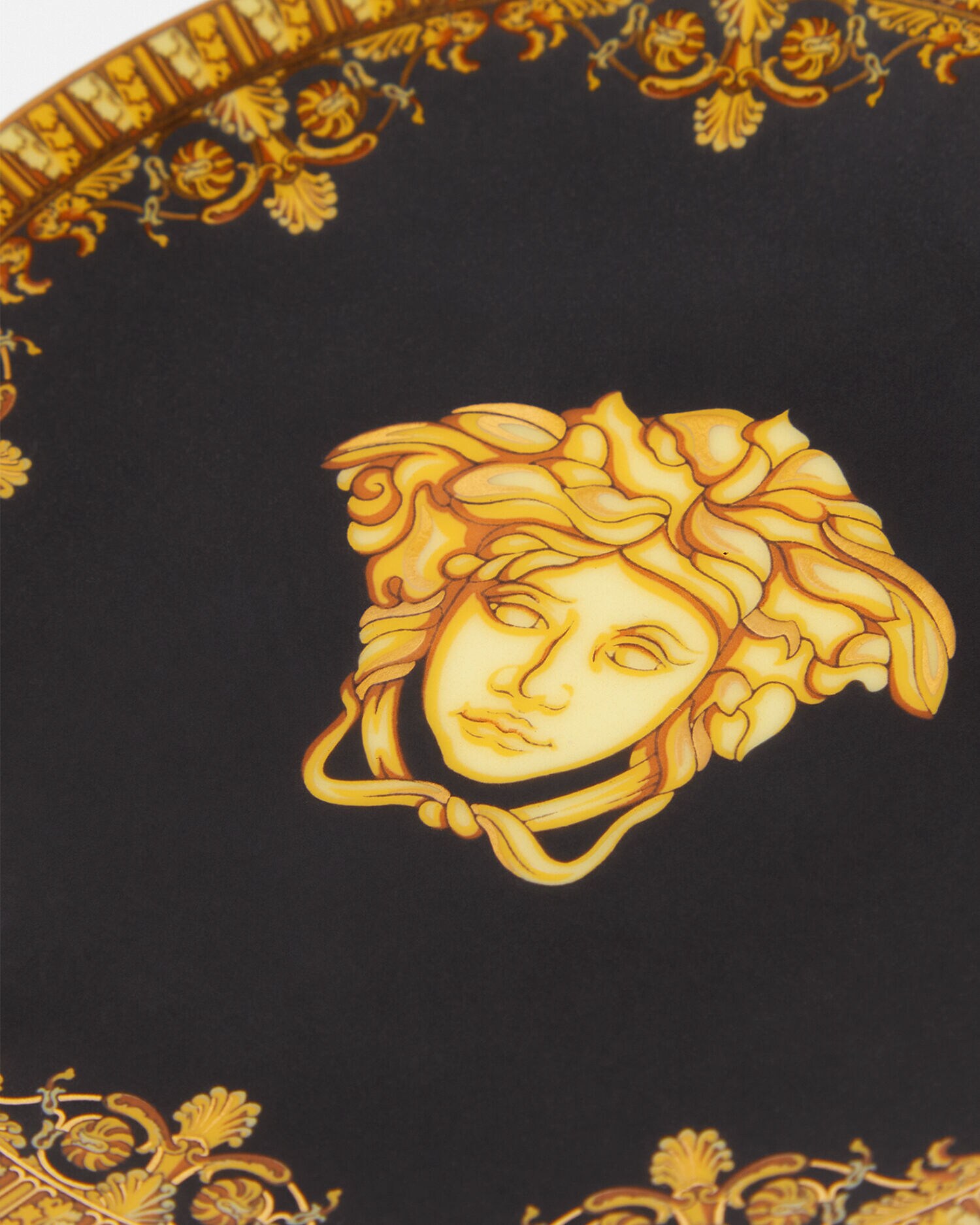 【新品】VERSACE ヴェルサーチェ/Ｉ♡バロック ブラック プレート33cm I ♡ バロック ブラック プレート 10 cm ブラック,ゴールド | VERSACE JP
