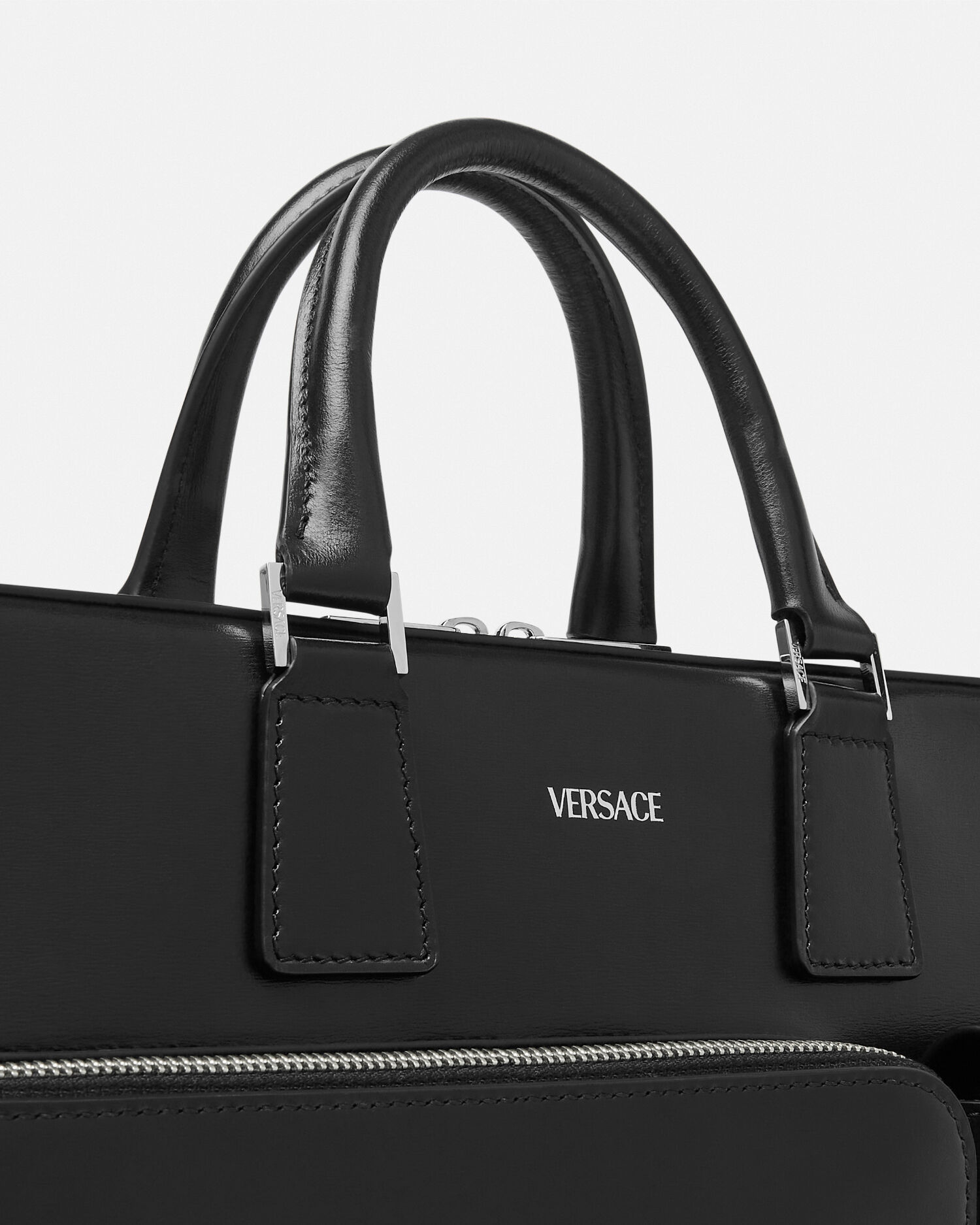 Gianni Versace - GIANNIVERSACE(ジャンニヴェルサーチ) ビジネスバッグ - 黒 本体ロックあり/型押し加工 レザーの通販  by ブランディア｜ジャンニヴェルサーチならラクマ