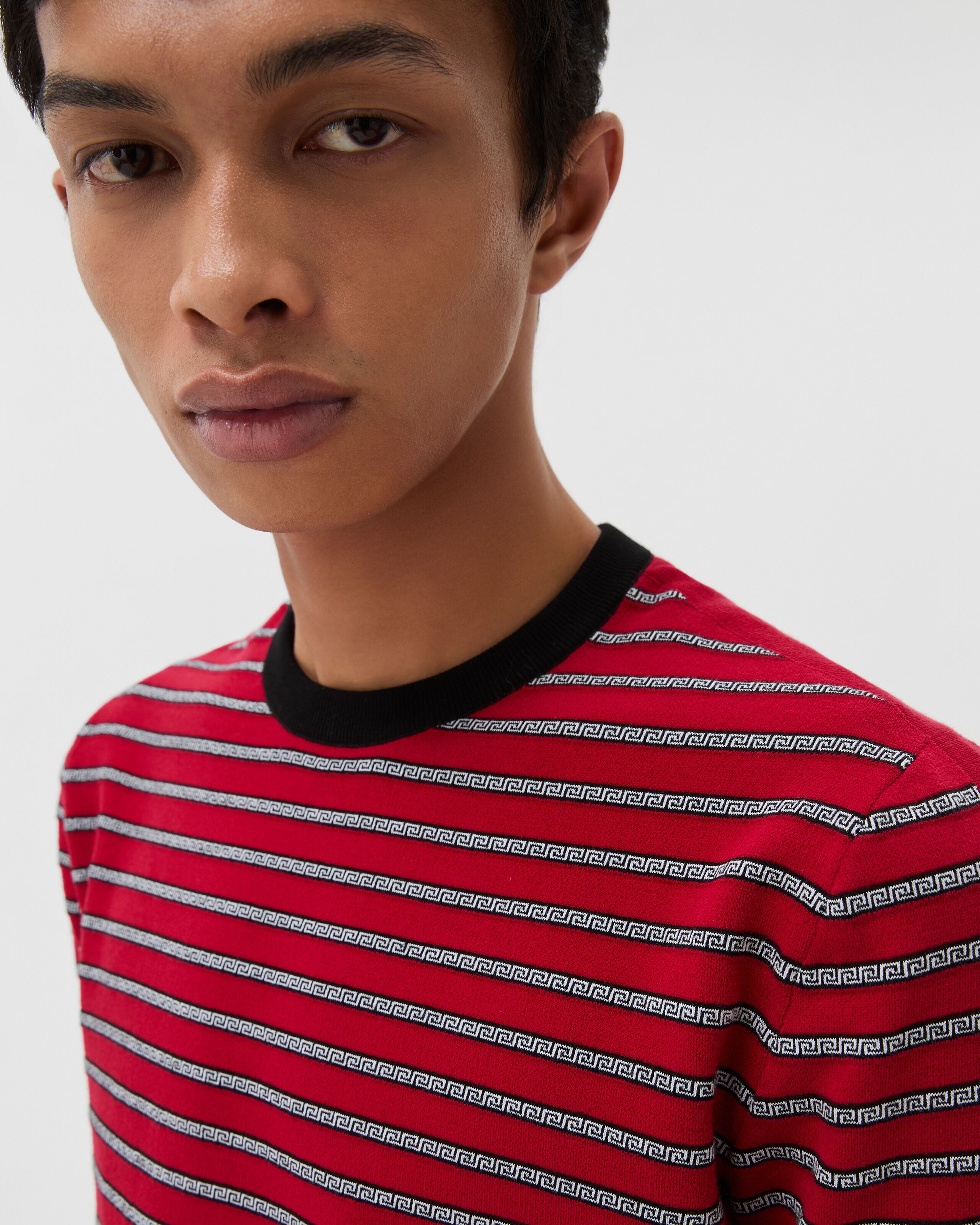 ジャカード コットンブレンド ニット Tシャツ レッド | VERSACE JP