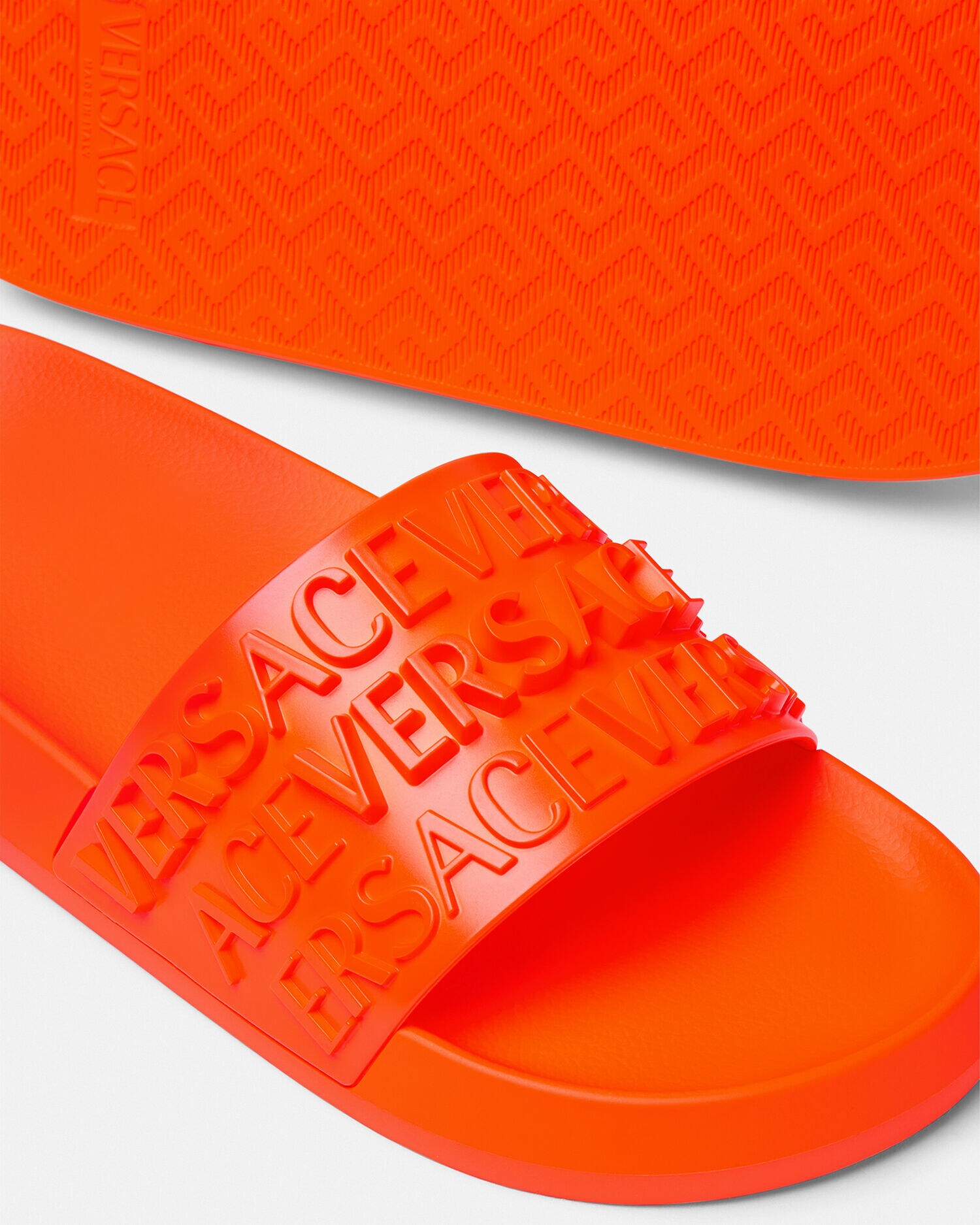 ヴェルサーチェ オールオーバー スライダーサンダル