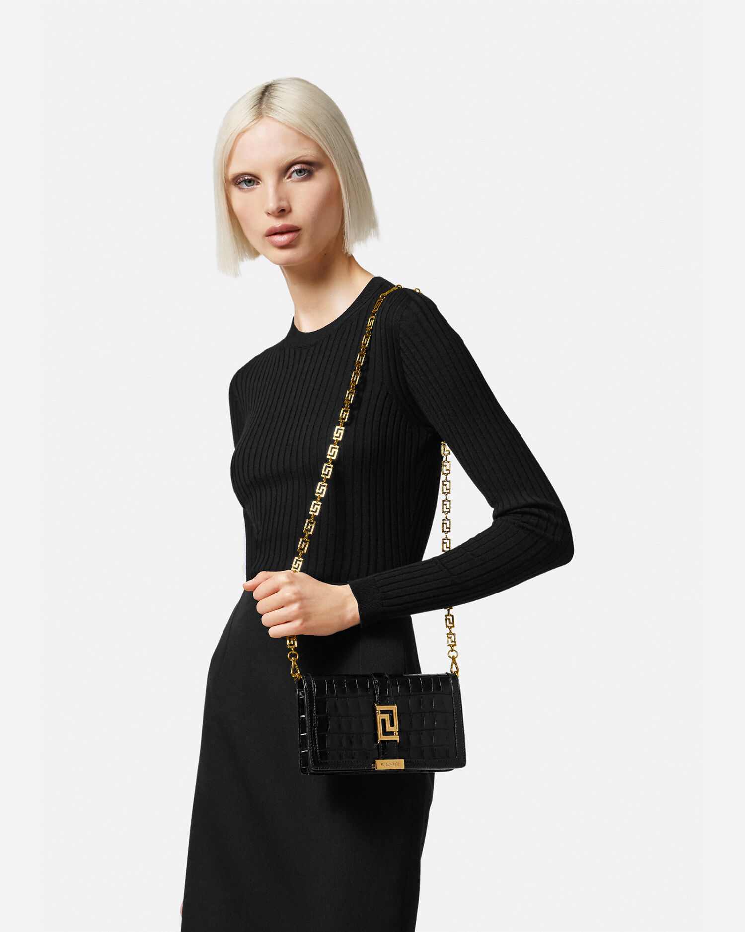 クロコ型押し グレカ ゴッデス ミニ バッグ ブラック,ゴールド | VERSACE JP