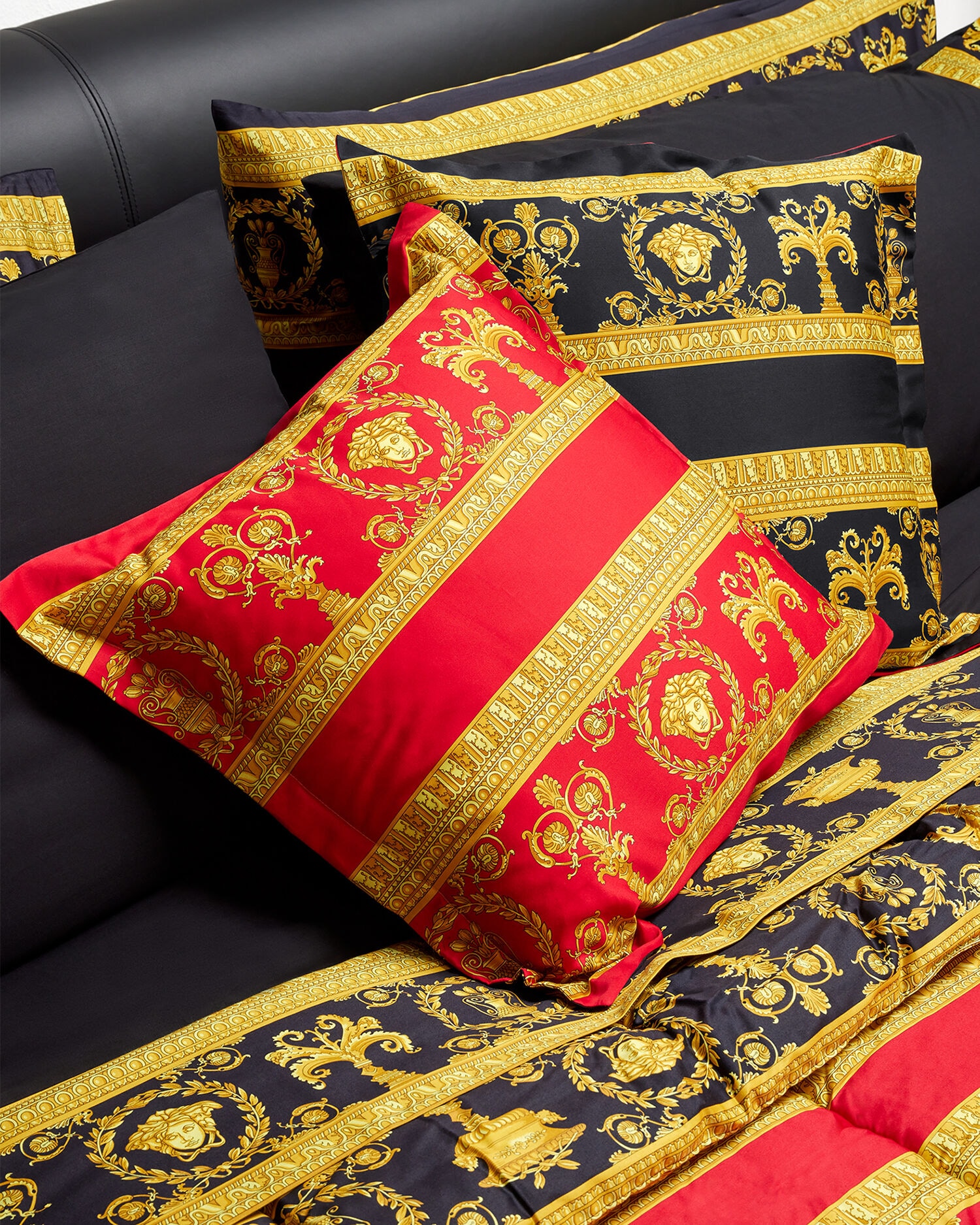 ヴェルサーチ　クッション　バロック I ♡ バロック ダブルフェイス クッション 45 cm プリント | VERSACE JP