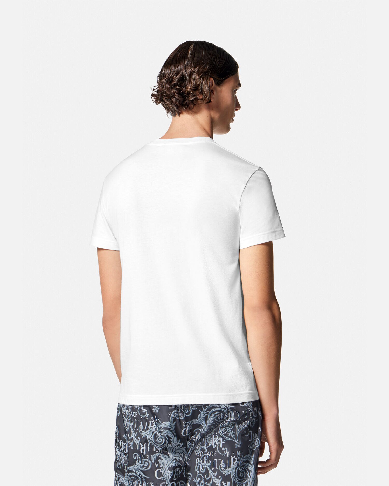 【送料&関税込】VERSACE ロゴプリント メンズ 白 Tシャツ ロゴ Tシャツ ホワイト,プリント | VERSACE JP