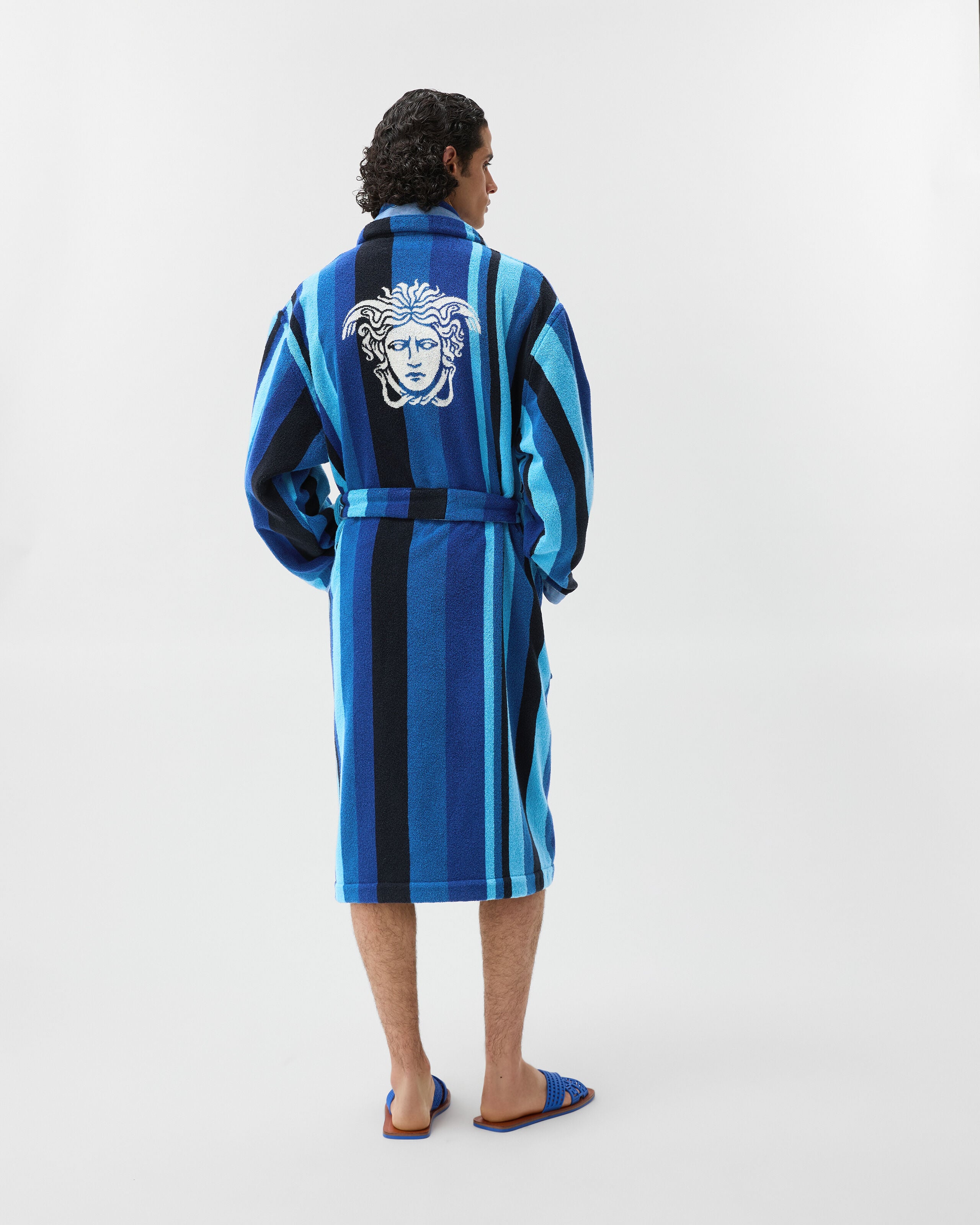 ストライプ コットンテリー ジャカード バスローブ ブルー | VERSACE JP