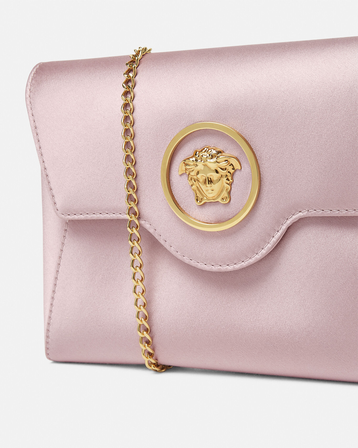 国内外の人気集結！ クラッチ エンベロープ メドゥーサ ラ ピンク JP VERSACE | バッグ