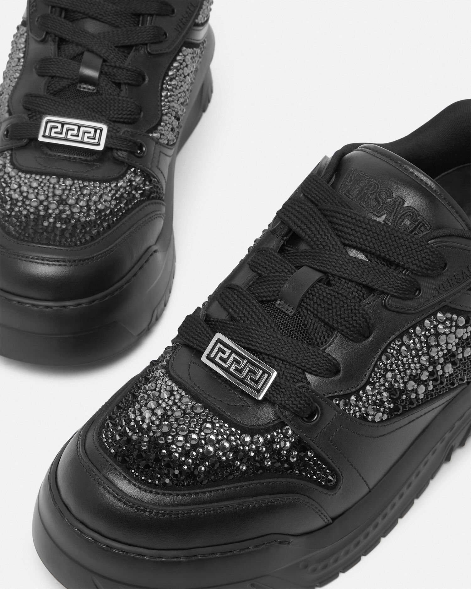クリスタル オデュッセイア スニーカー ブラック | VERSACE JP クリスタル オデュッセイア スニーカー ブラック | VERSACE JP