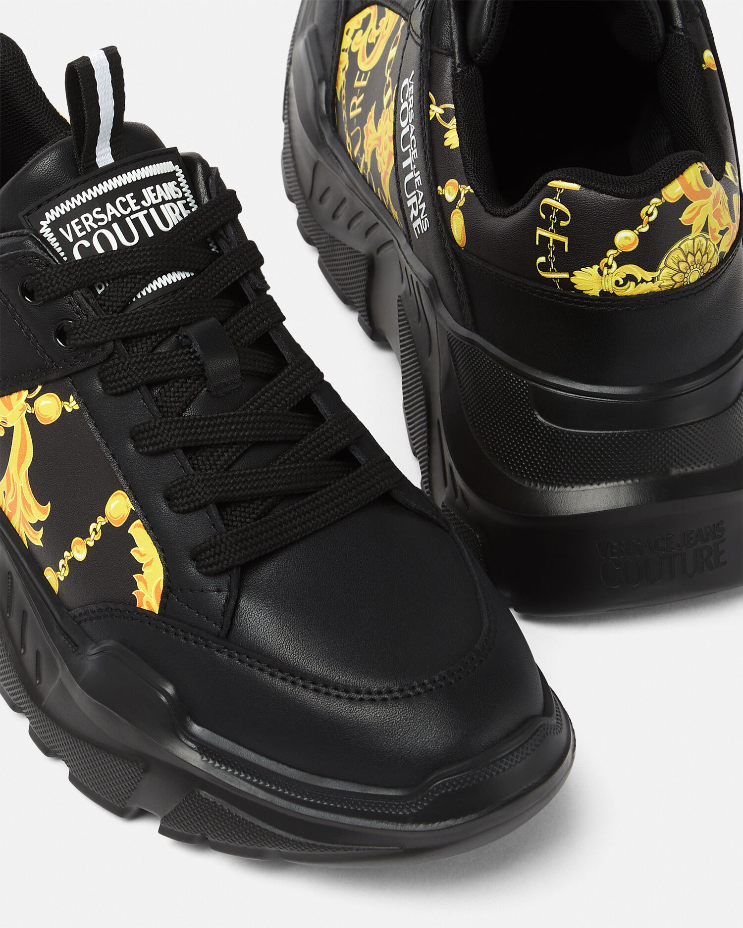 アウトレット】【ラスト1点】VERSACE JEANS COUTURE ヴェルサーチェ スニーカー/CHAIN COUTURE【大きいサイズあり】  メンズ | メンズ・ブランド一覧,□ V,VERSACE | モダンブルー