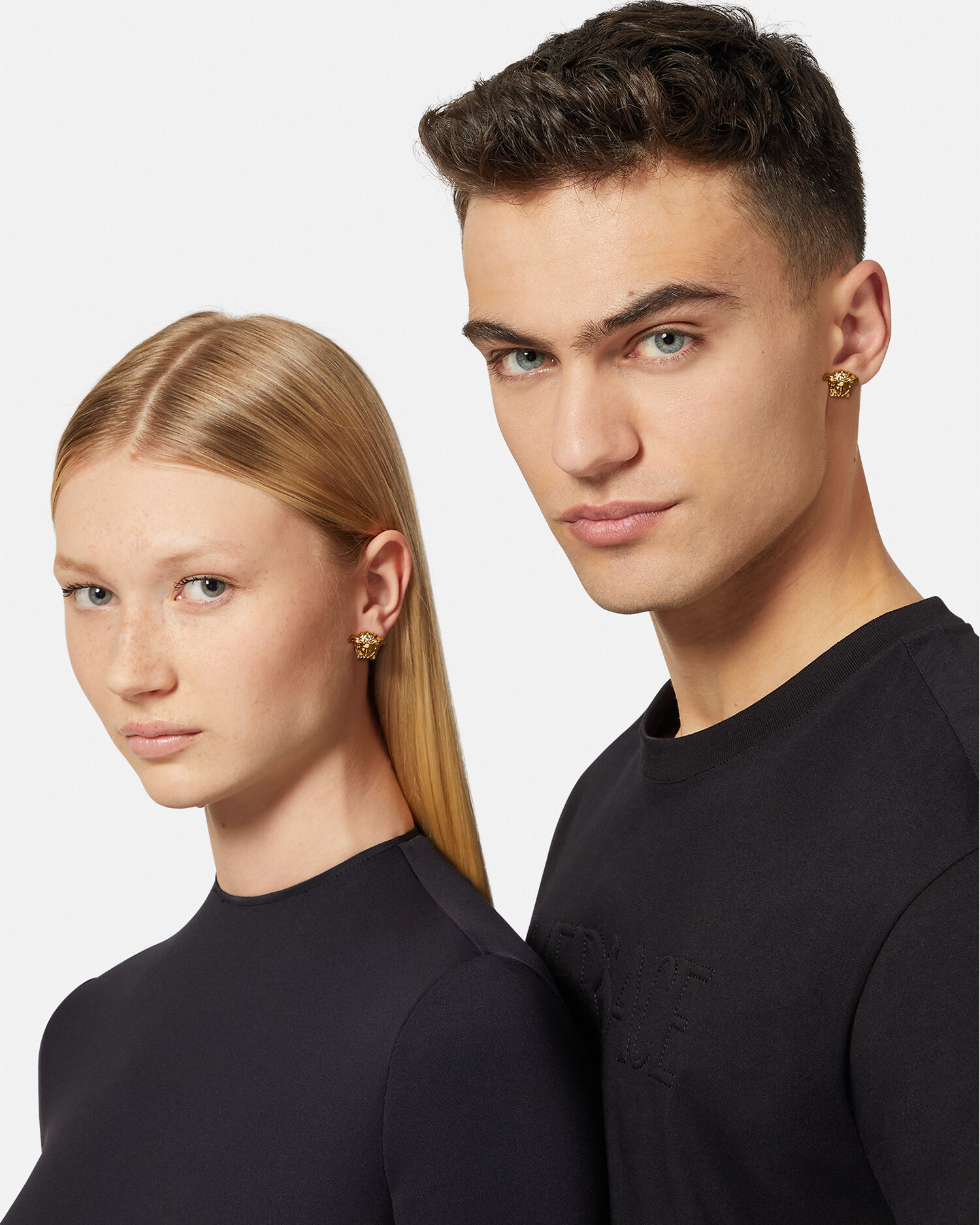 【新品未使用】VERSACE メドゥーサ ヘッド ピアス ゴールドカラー