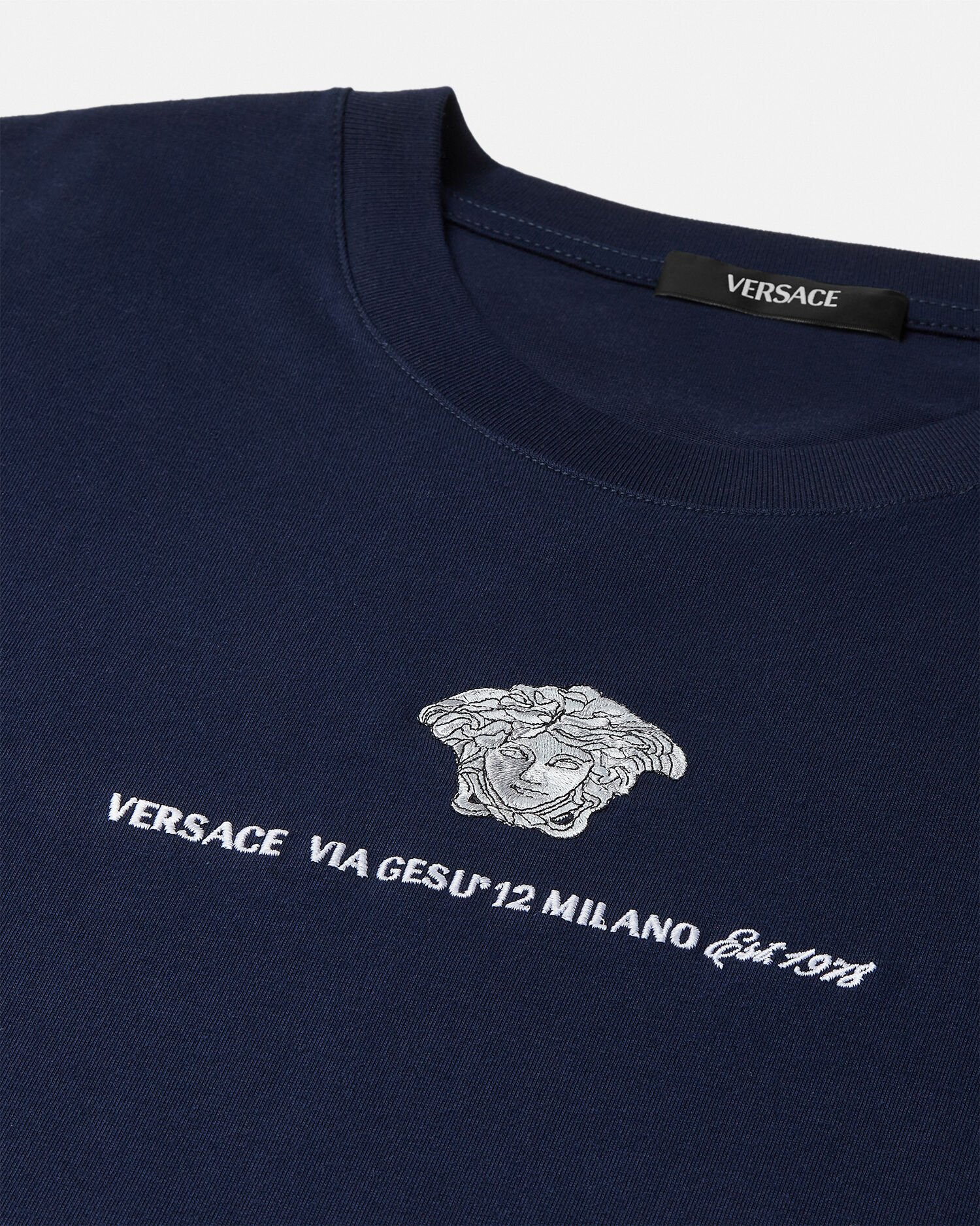 Tシャツ | ヴェルサーチェ 日本