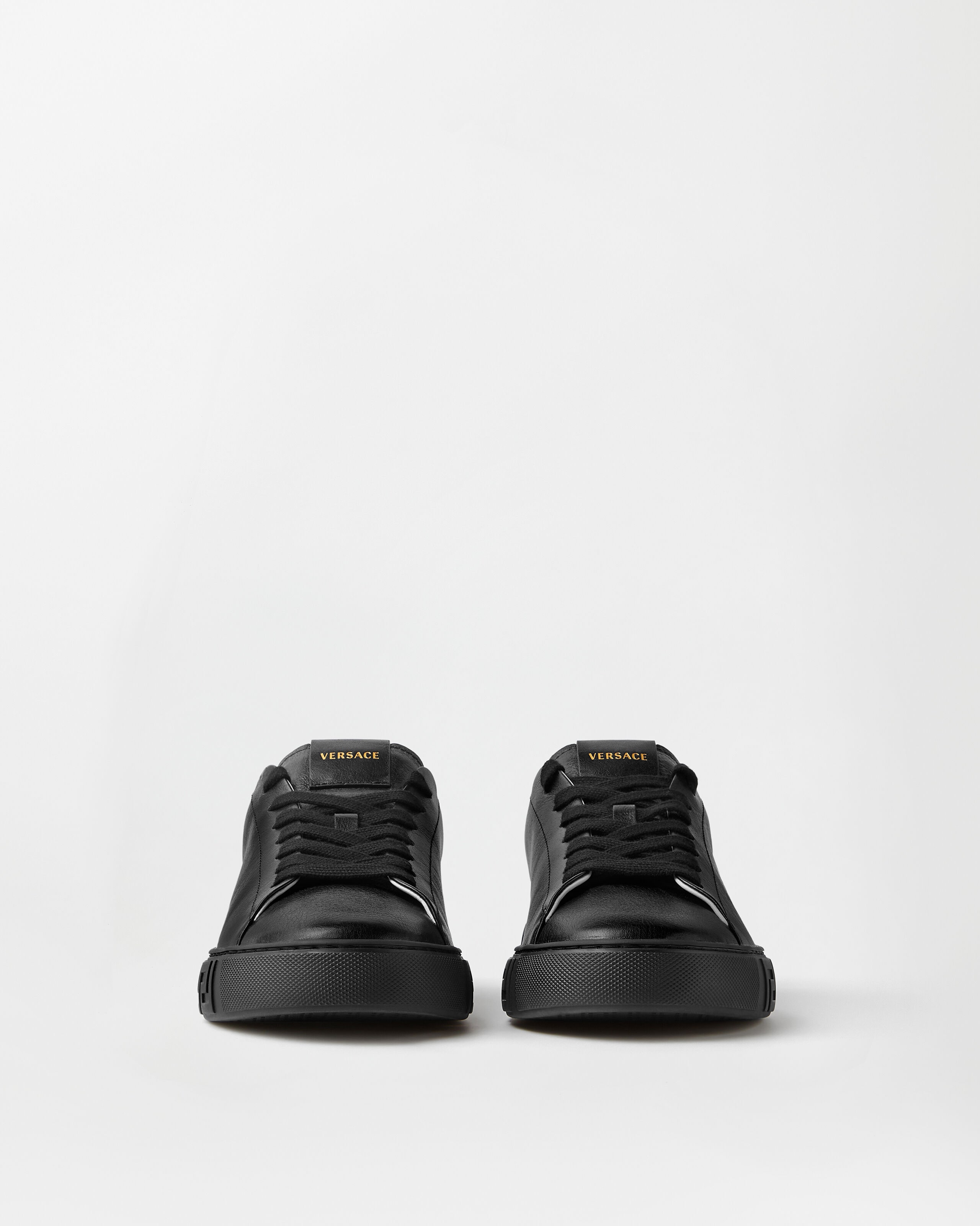 グレカ レザー スニーカー ブラック | VERSACE JP