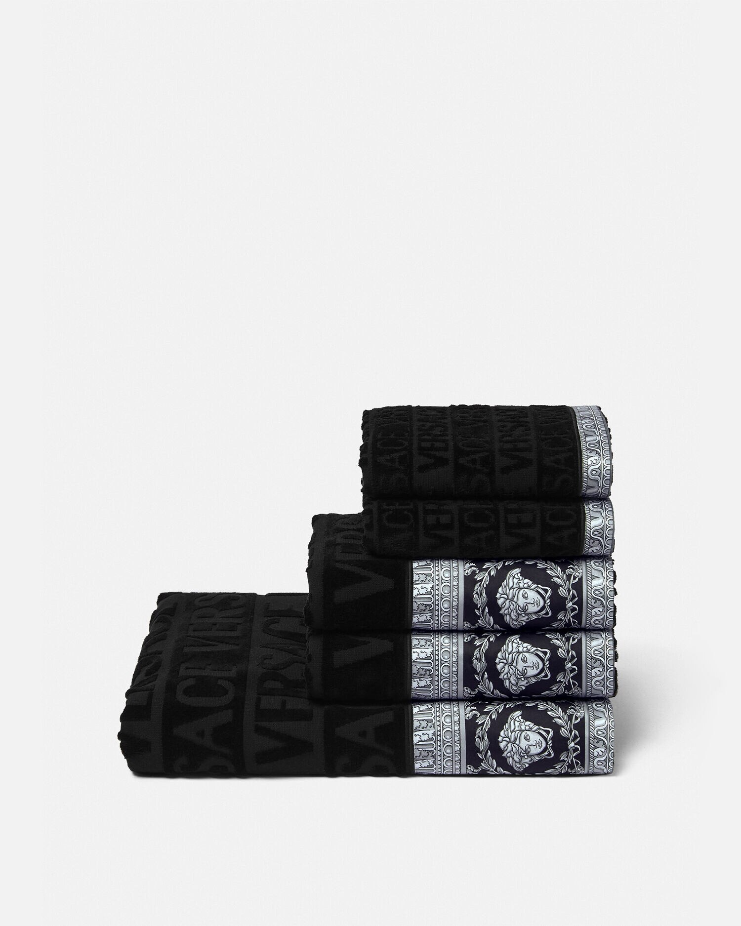 Versace towels discount