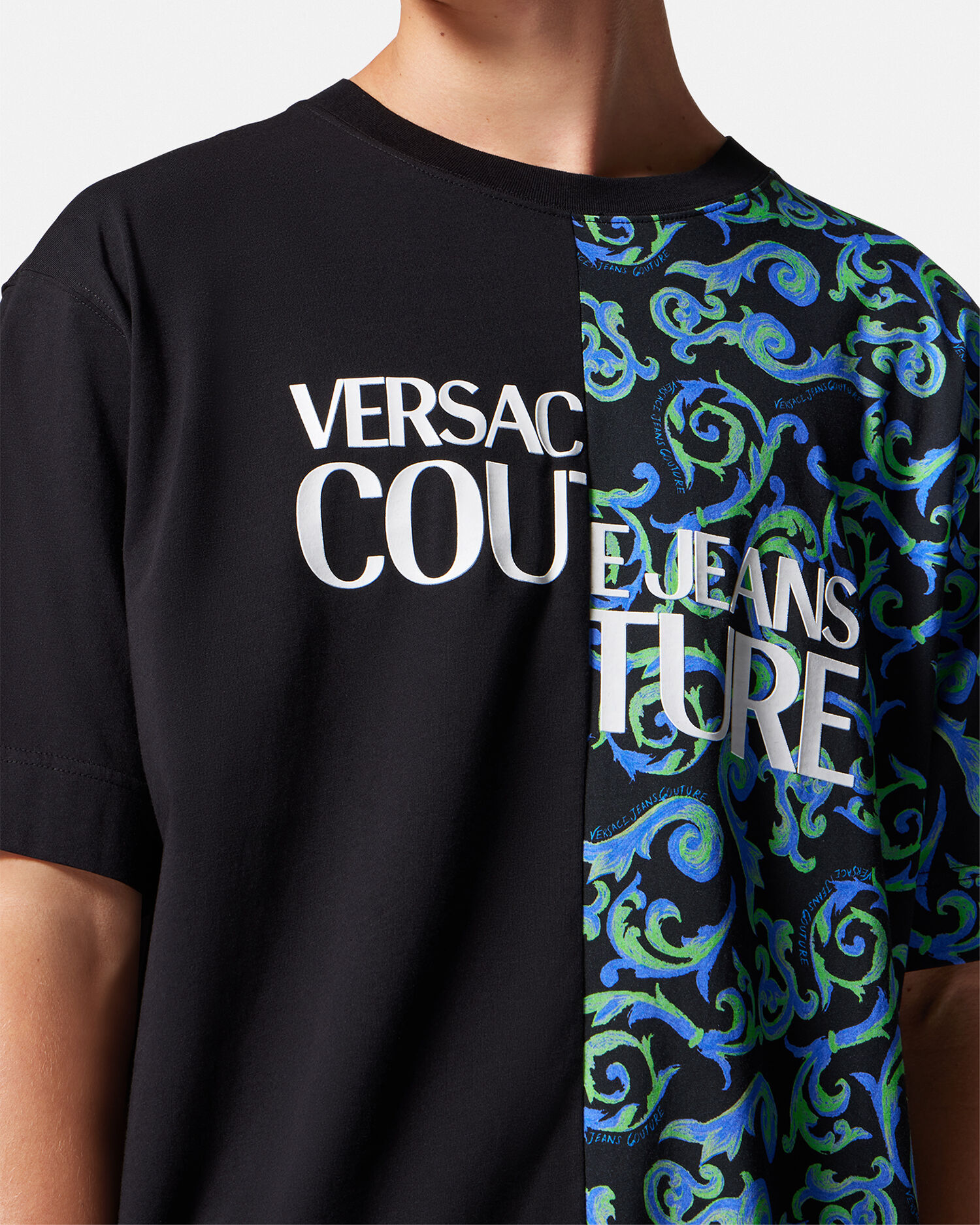 希少【Versace Jeans Couture】 クチュール ロゴTシャツ VERSACE JEANS COUTURE (ヴェルサーチェ ジーンズ クチュール