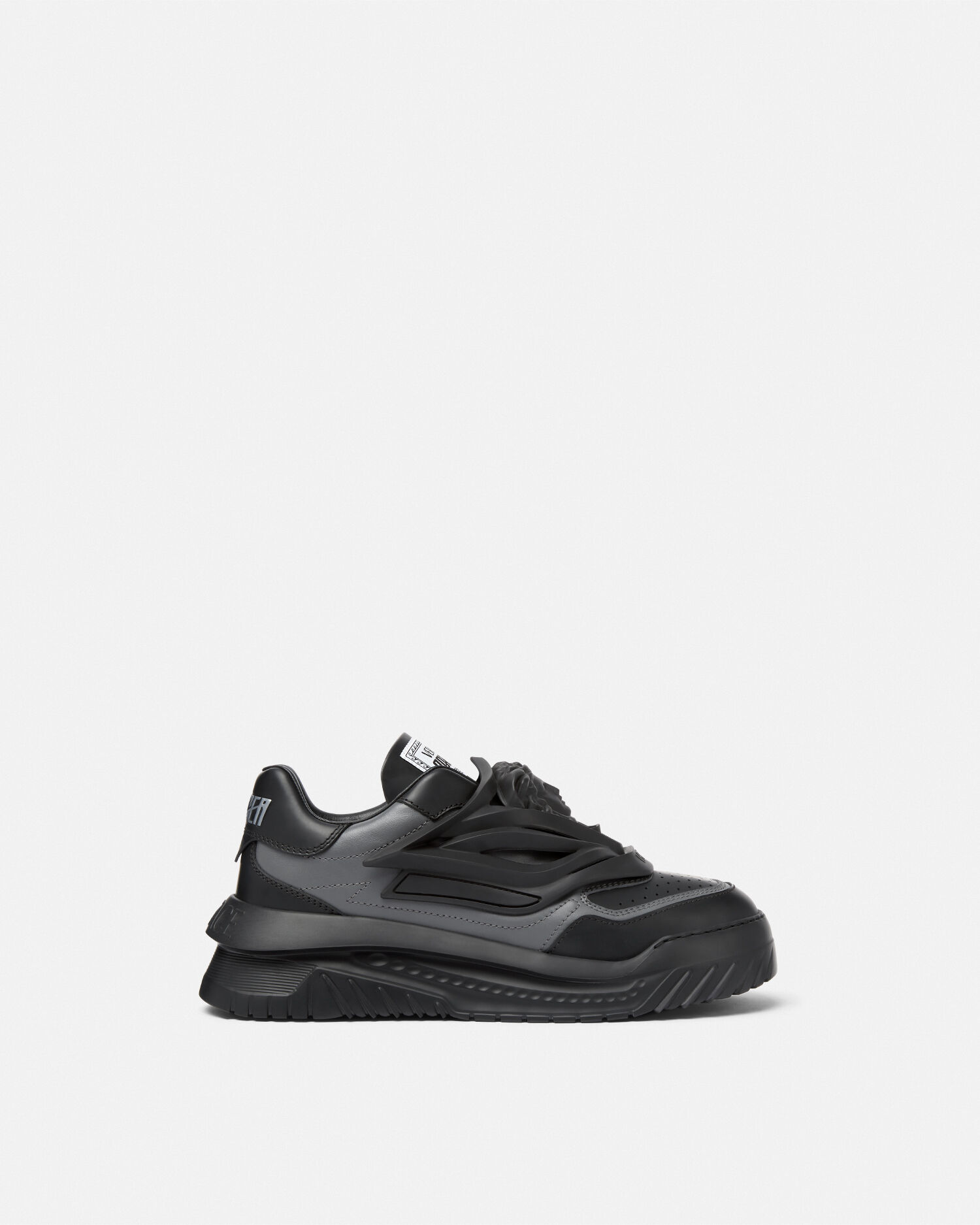 Adidas vs new arrivals puma ver online
