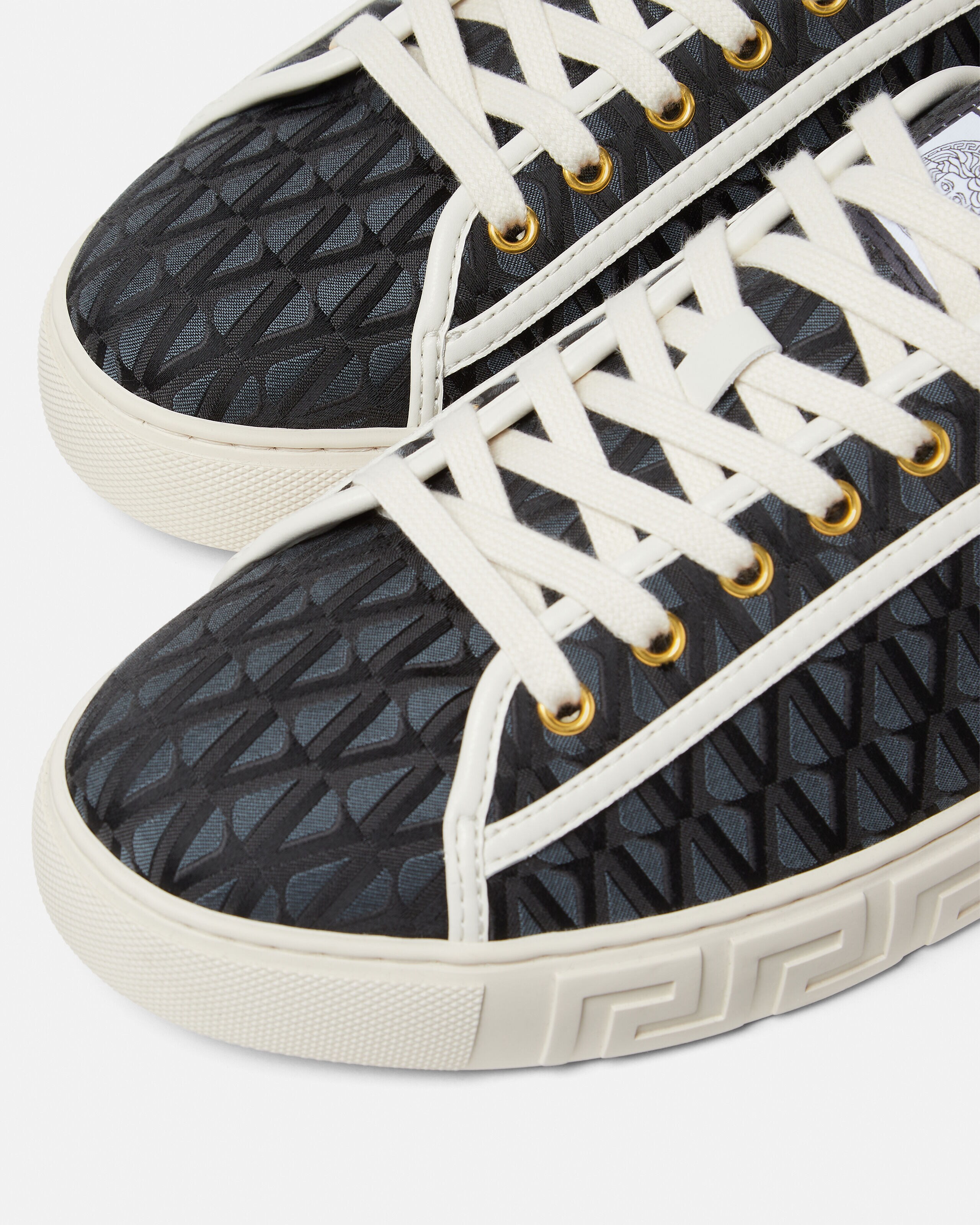 グレカ ジャカード キャンバス スニーカー ブラック,ホワイト | VERSACE JP