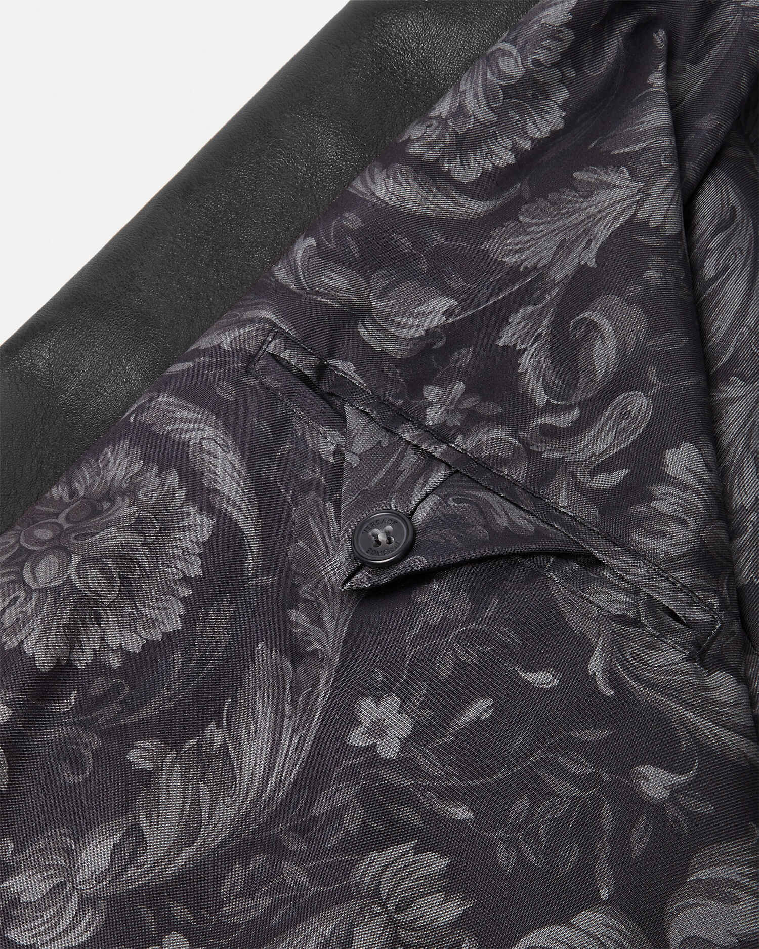 ナッパ バイカー ジャケット ブラック | VERSACE JP