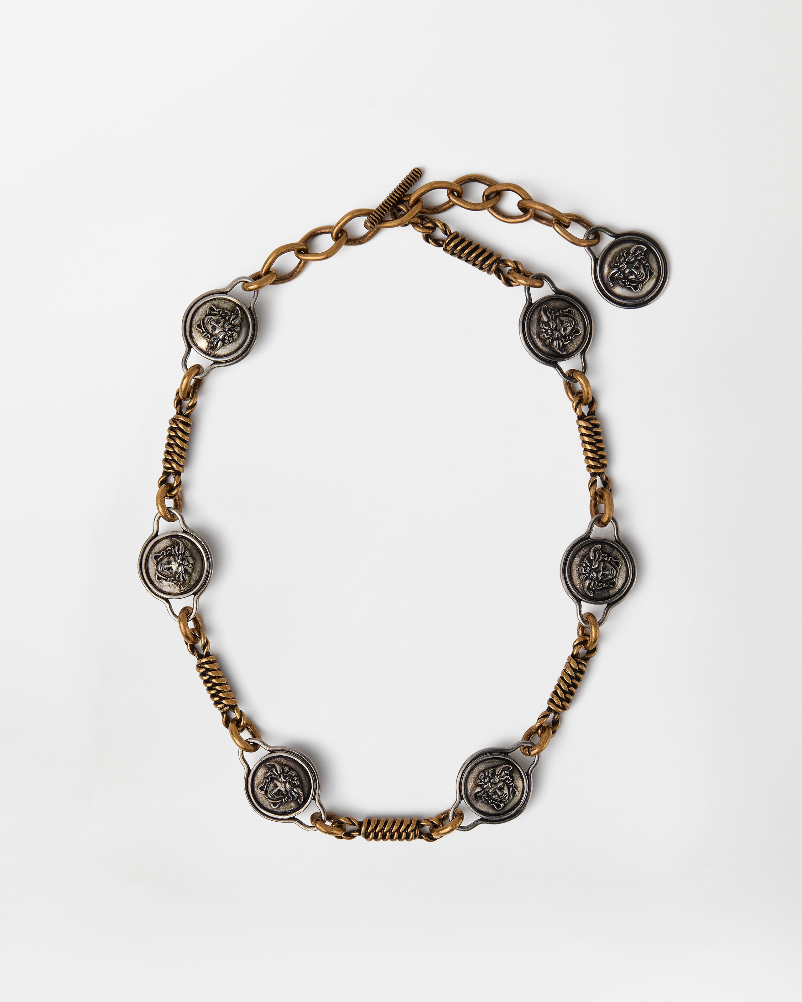 ジュエリー コレクション | ヴェルサーチェ 日本