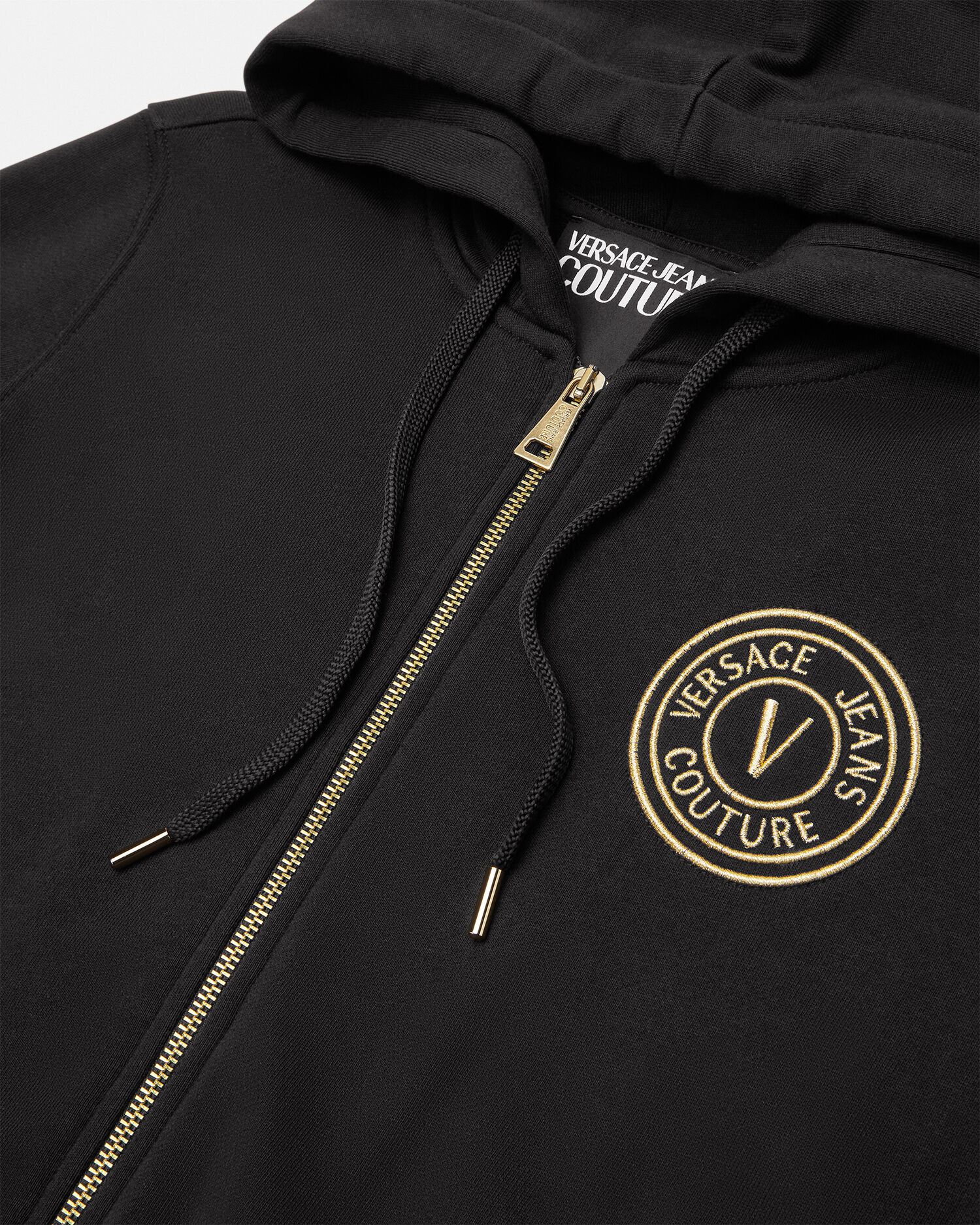 ★VERSACE★ V エンブレム ジッパー フーディ 関税送料込* レターV エンブレム ジッパー フーディ | VERSACE JP