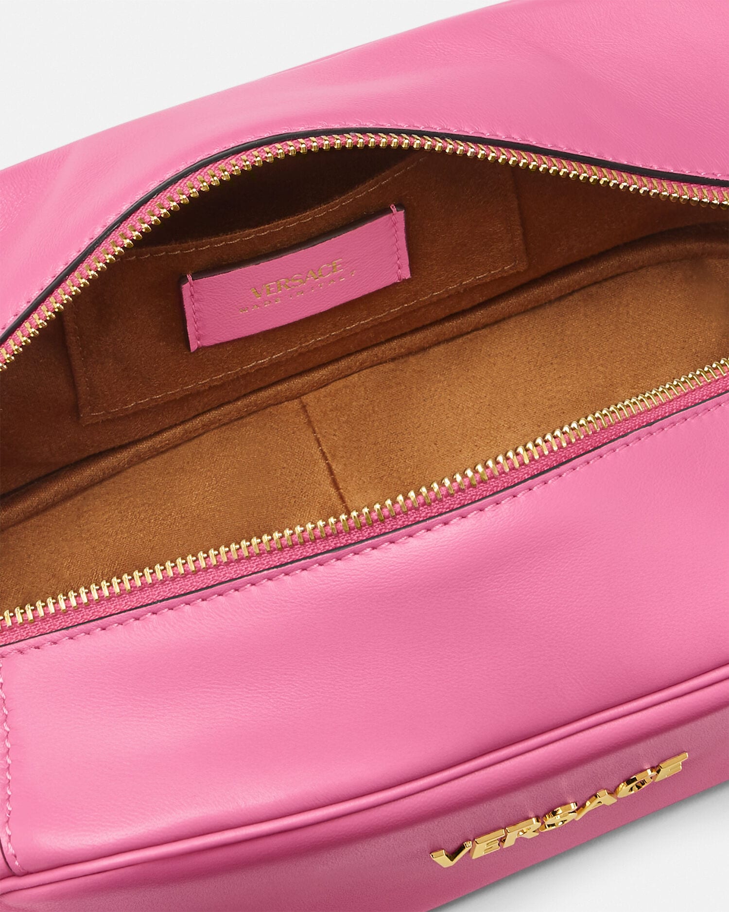 ヴェルサーチェ タグ ナッパ ボウリング バッグ ピンク | VERSACE JP