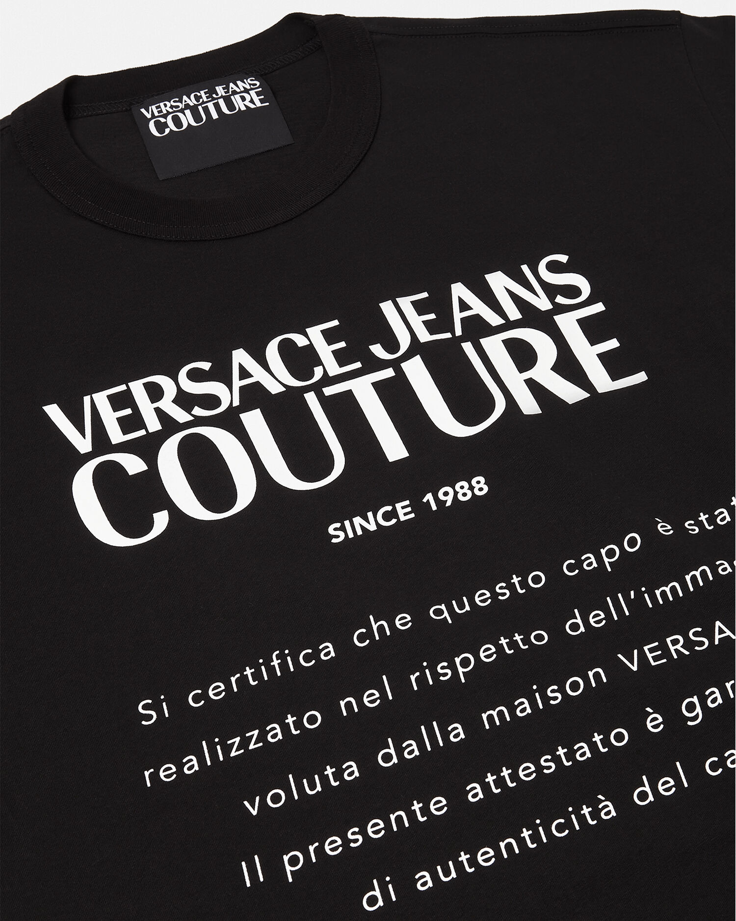 VERSACE JEANS COUTURE ロゴ Ｔシャツ ブラック CHROMO 24564940_54656624_600.jpg