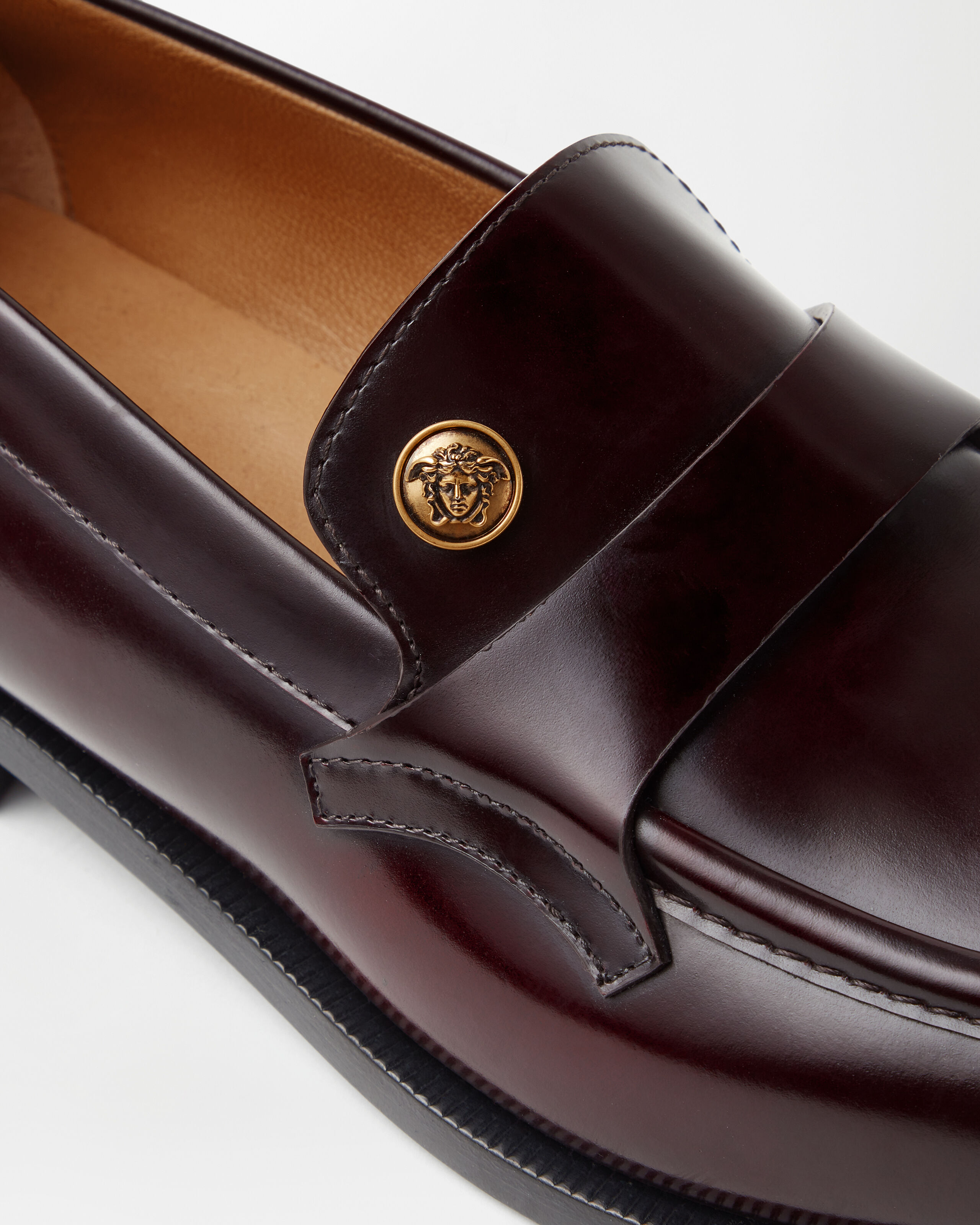 m*l様 VERSACE ブラック ローファー マヌ レザー ローファー ブラウン | VERSACE JP