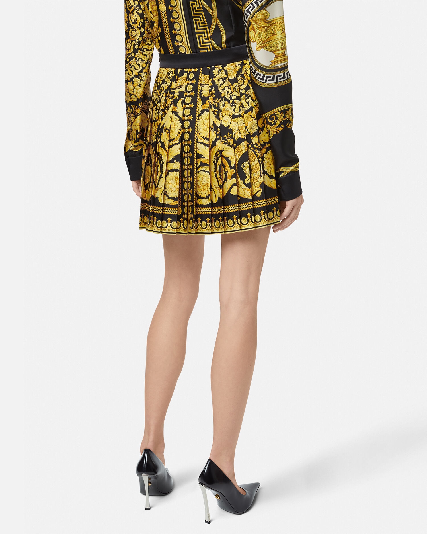 【versace】バロッコプリント プリーツスカート バロッコ プリーツ スカート ブラック,プリント | VERSACE JP