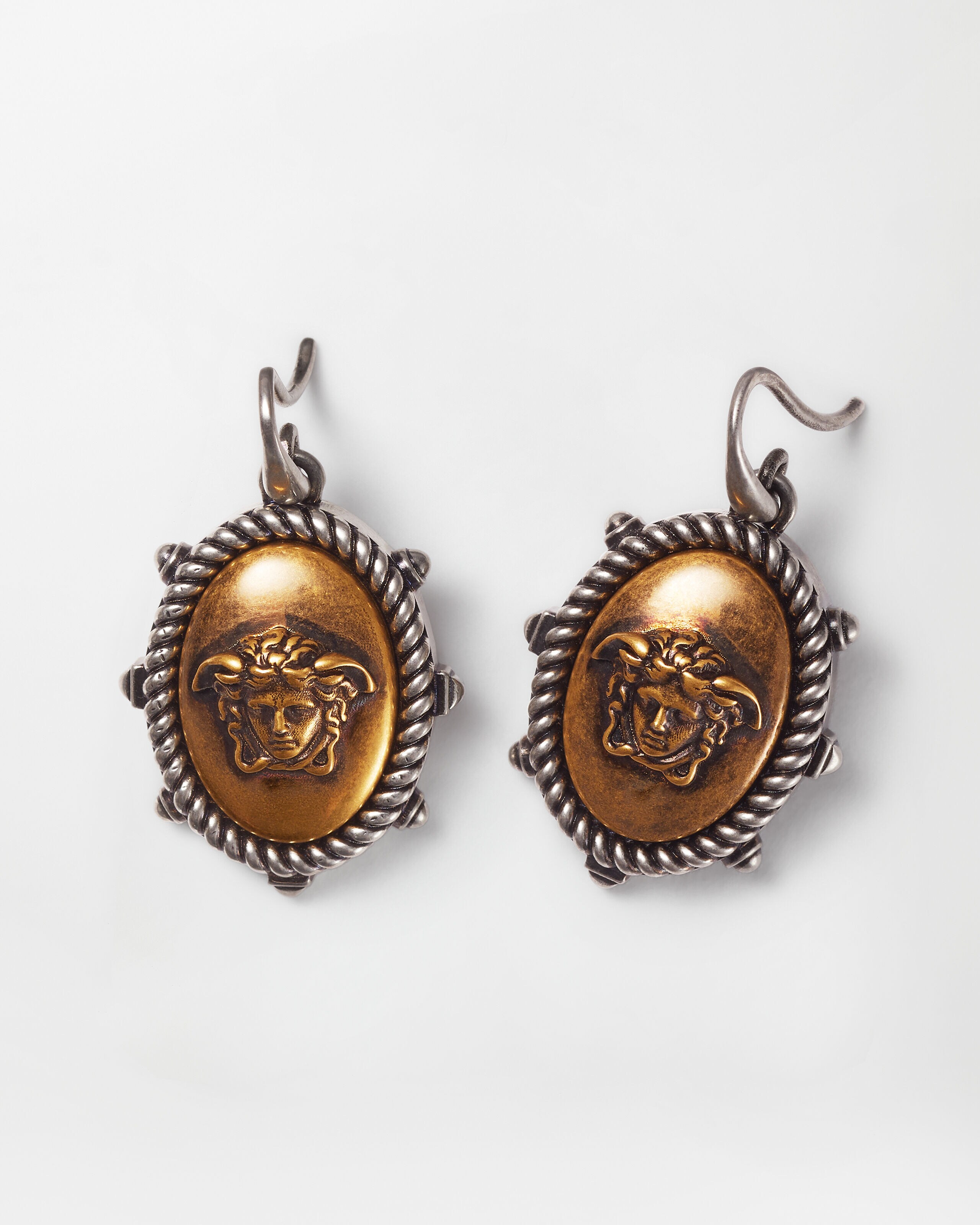 VERSACE ピアス イヤリング メンズ デザイナー ピアス | ヴェルサーチェ 日本