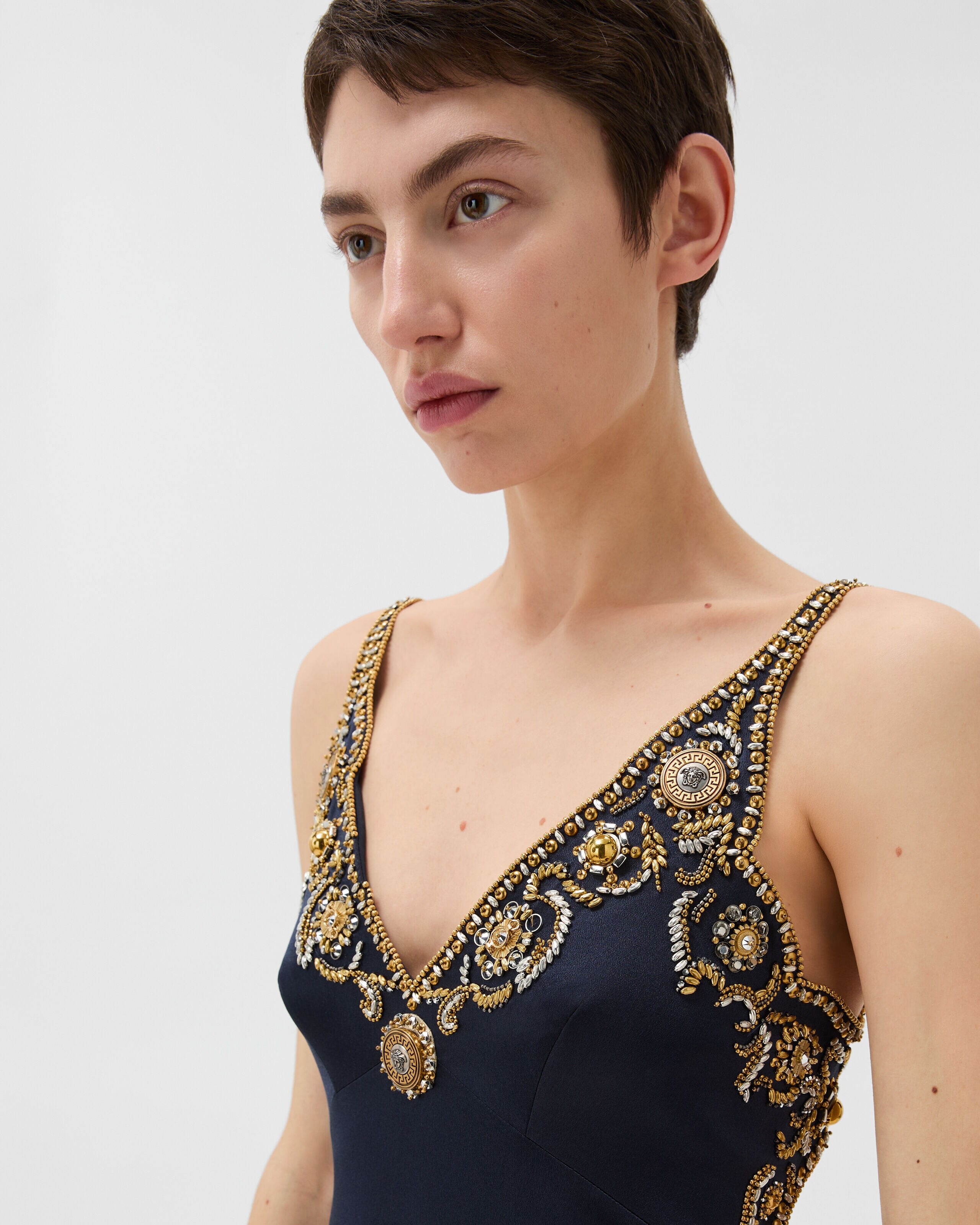 刺繍入り シルク カディ サテン ミニ ドレス ブルー | VERSACE JP