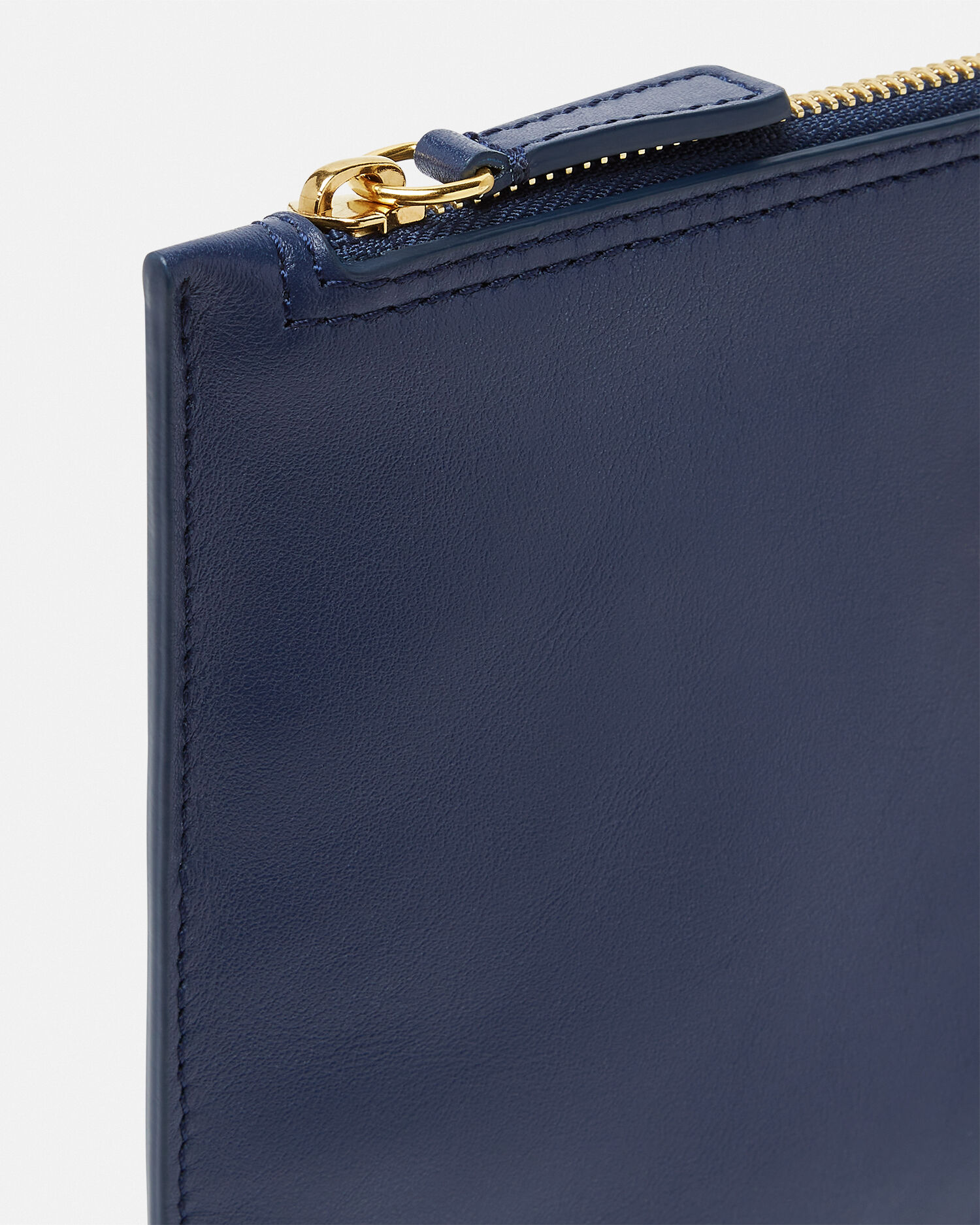 VERSACE レザー ラ メデューサ ウェアブルポーチ VERSACE レザー ラ メデューサ ウェアブルポーチ 【公式通販】