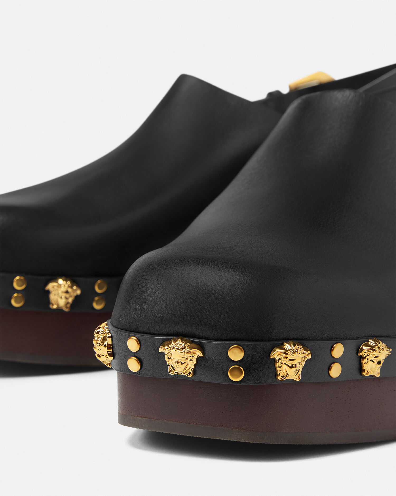 【25SS NEW】VERSACE_men / レザー スタッズスタックサンダル 楽天市場】ゼウス ZEUS レザーサンダル イタリア製 レザー