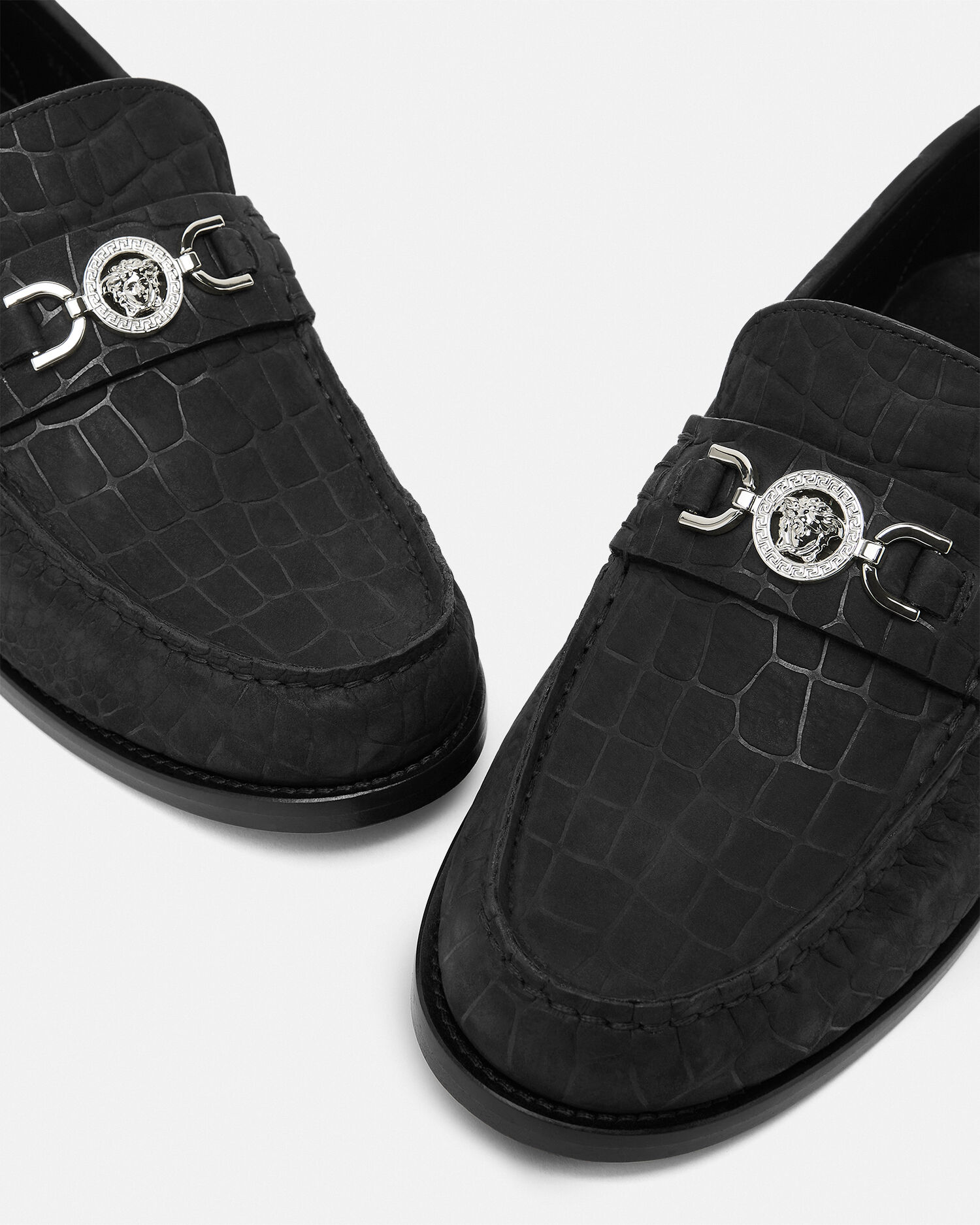 クロコ型押し メドゥーサ '95 スエード ローファー | VERSACE JP